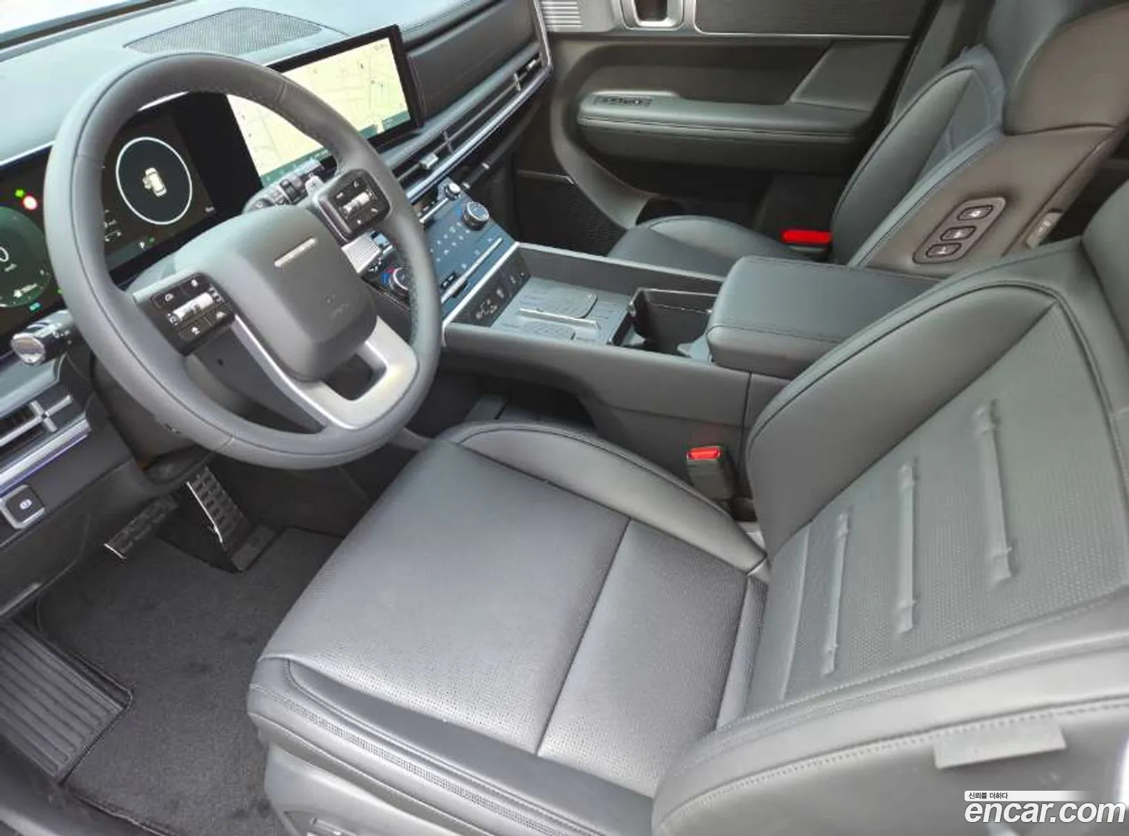 Hyundai Santa Fe 2025 — 8