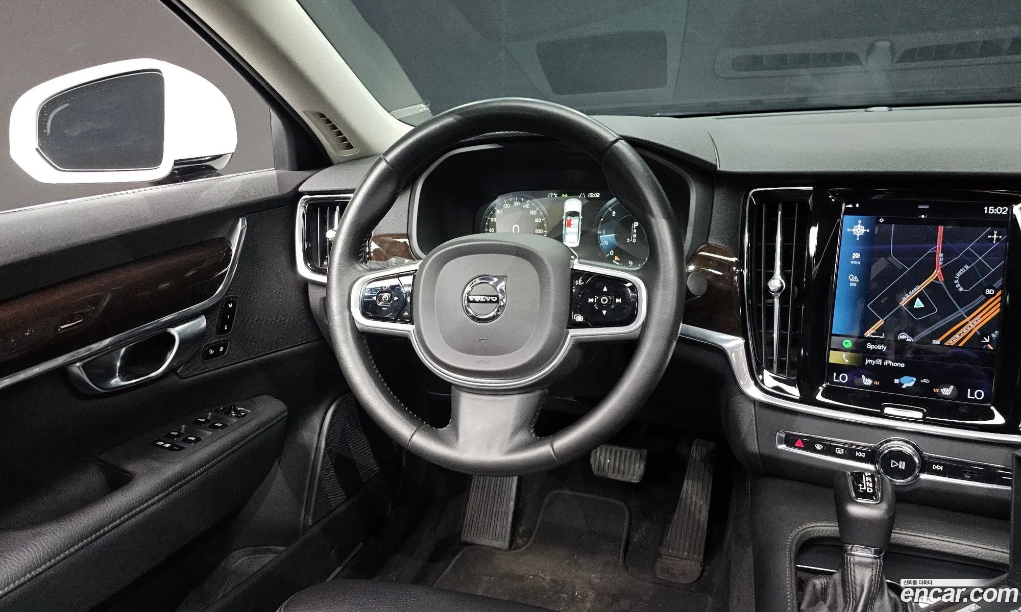 Volvo S90 2017 YV1PSA8BDH1012068 — 16
