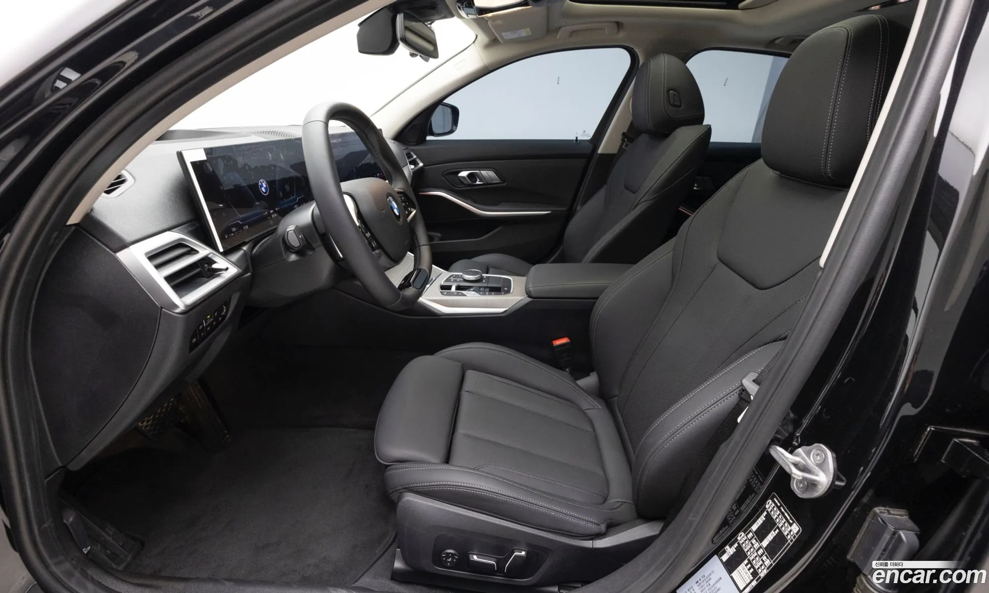BMW 3 Series 2025 — 17