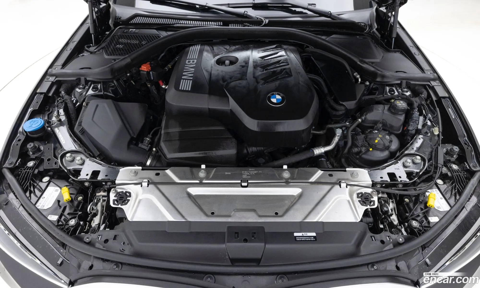 BMW 3 Series 2025 — 4