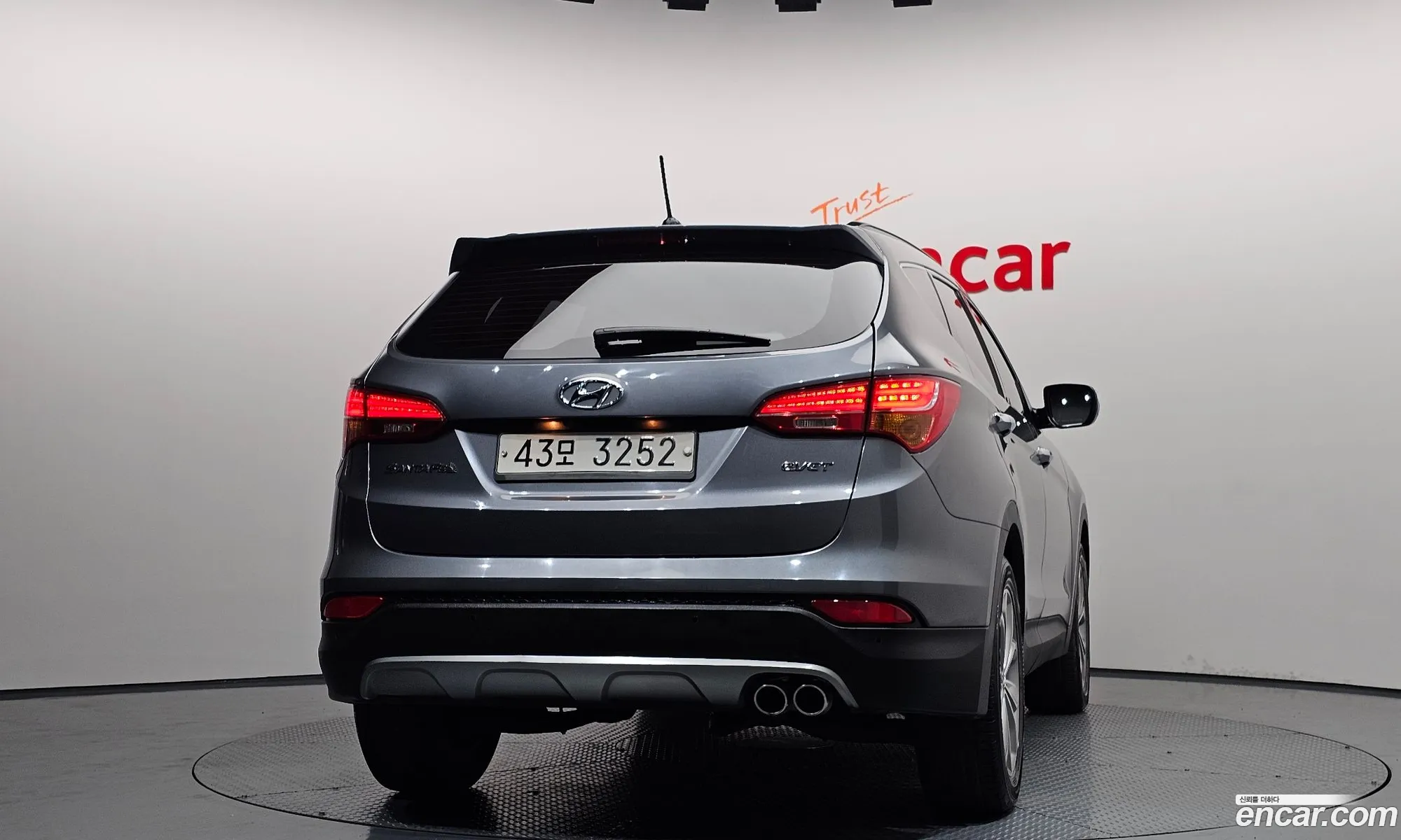 Hyundai Santa Fe DM 2012 — 29