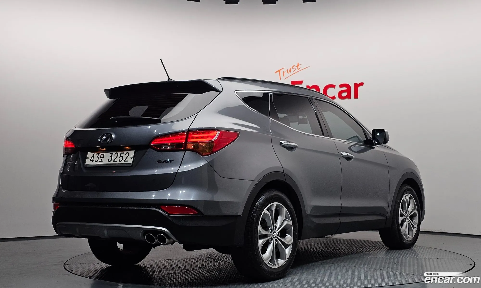Hyundai Santa Fe DM 2012 — 23