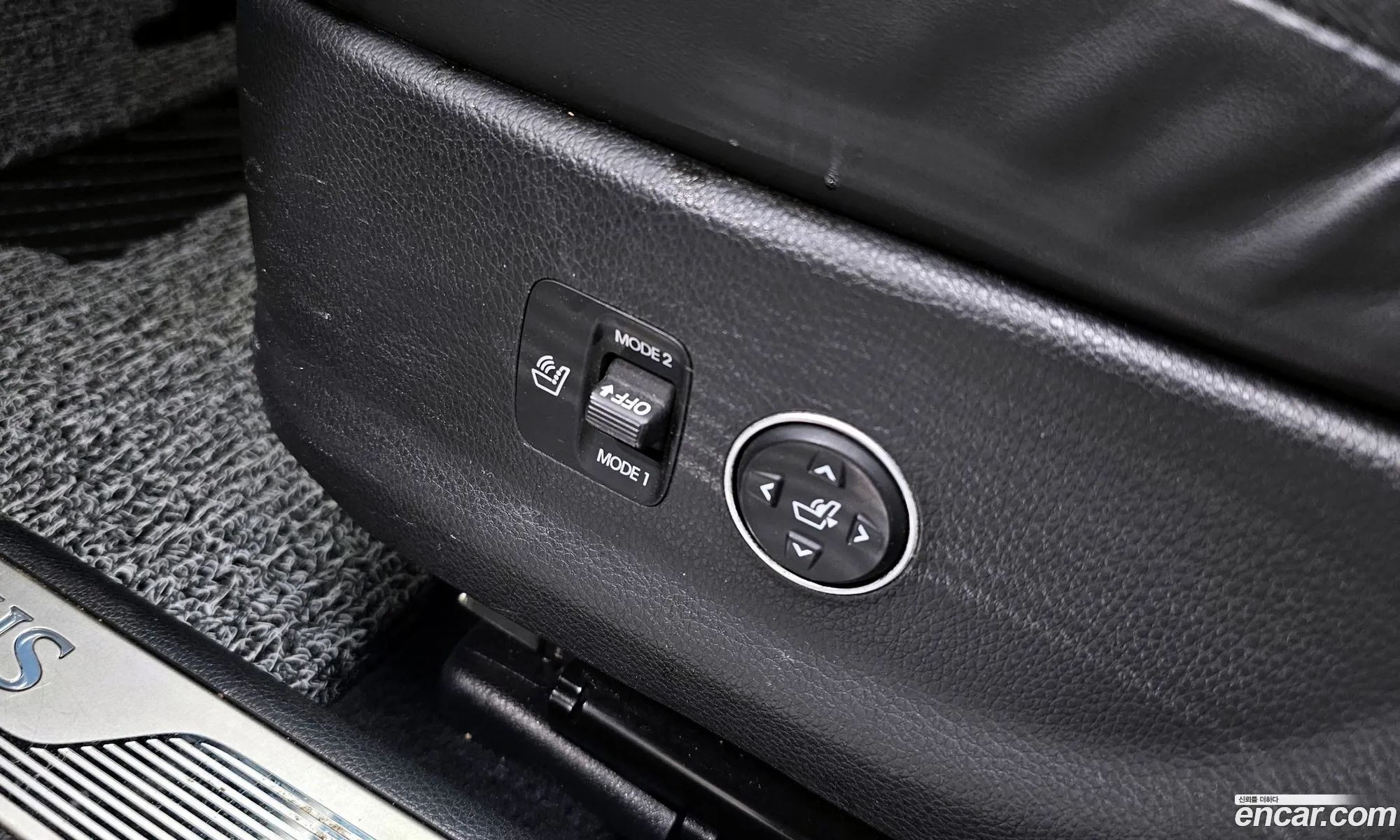 Hyundai Equus 2011 KMHGG41DBCU038749 — 9