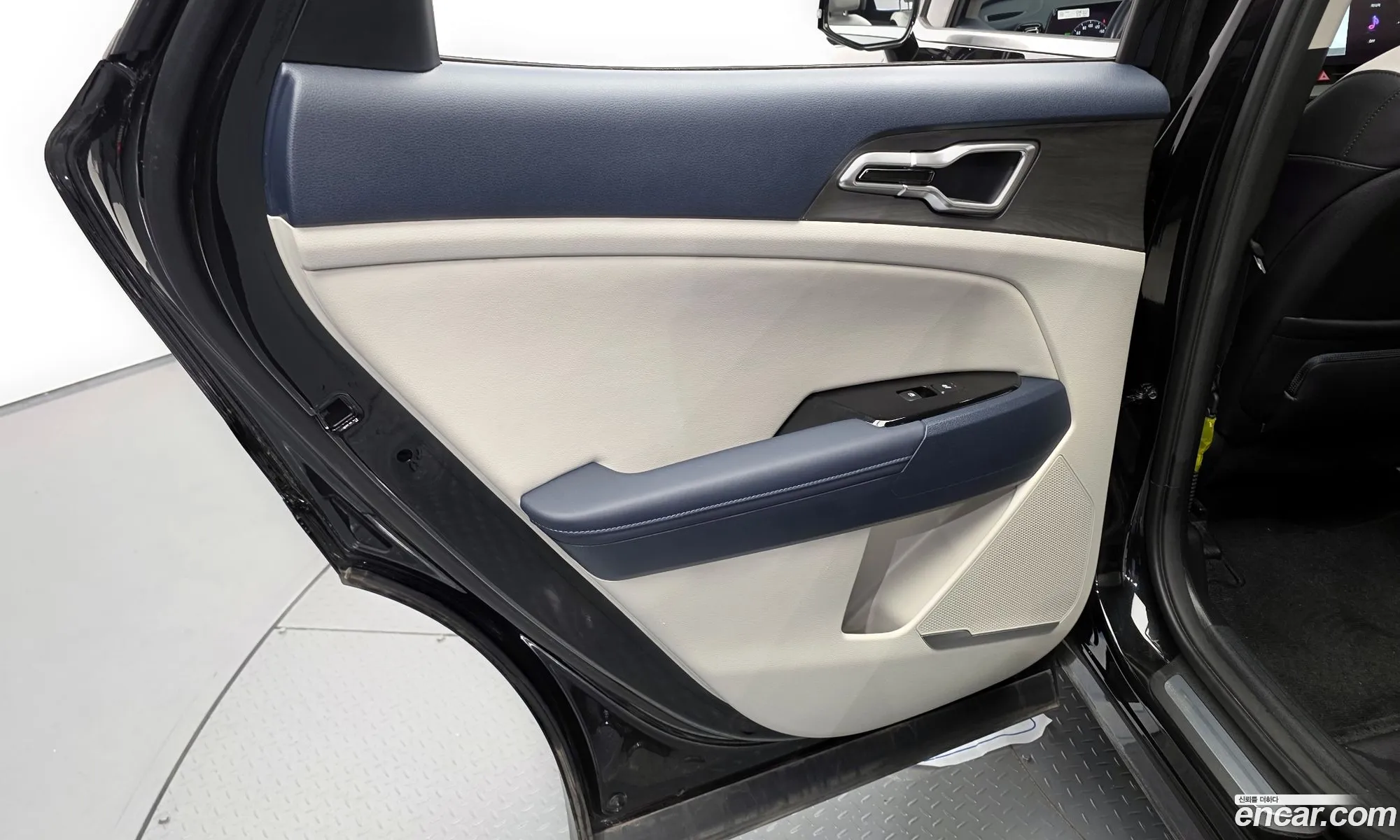 Kia Sportage Hybrid 2023 — 25