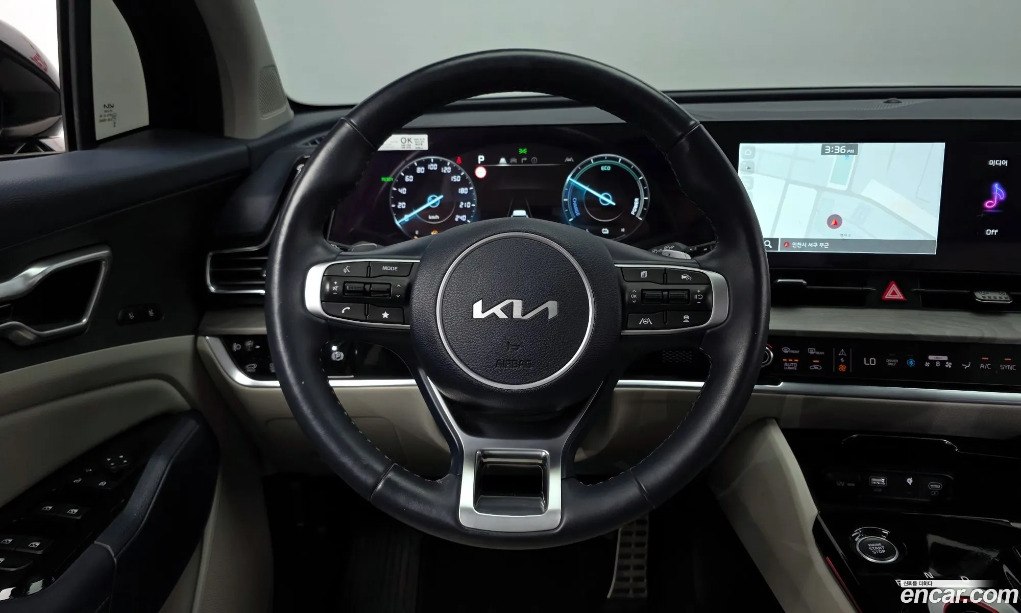 Kia Sportage Hybrid 2023 — 10