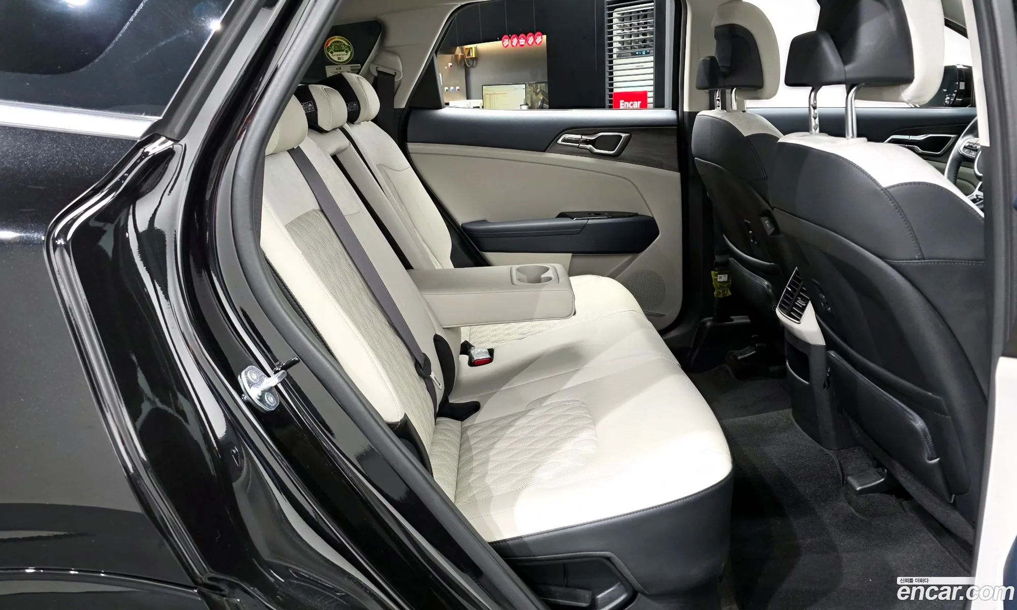 Kia Sportage Hybrid 2023 — 2