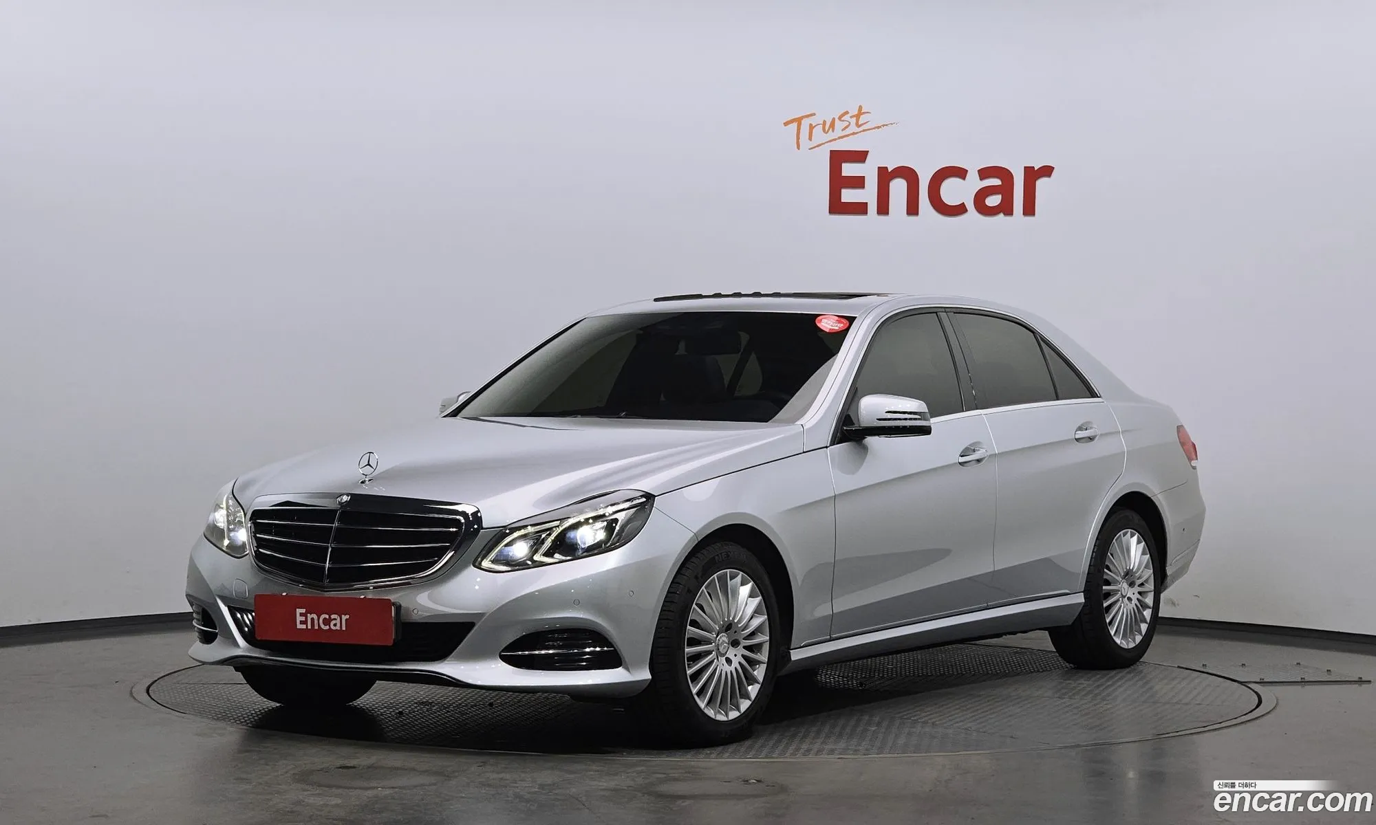 Mercedes-Benz E-Class W212 2013 WDDHF5FB5EA843397 — 18
