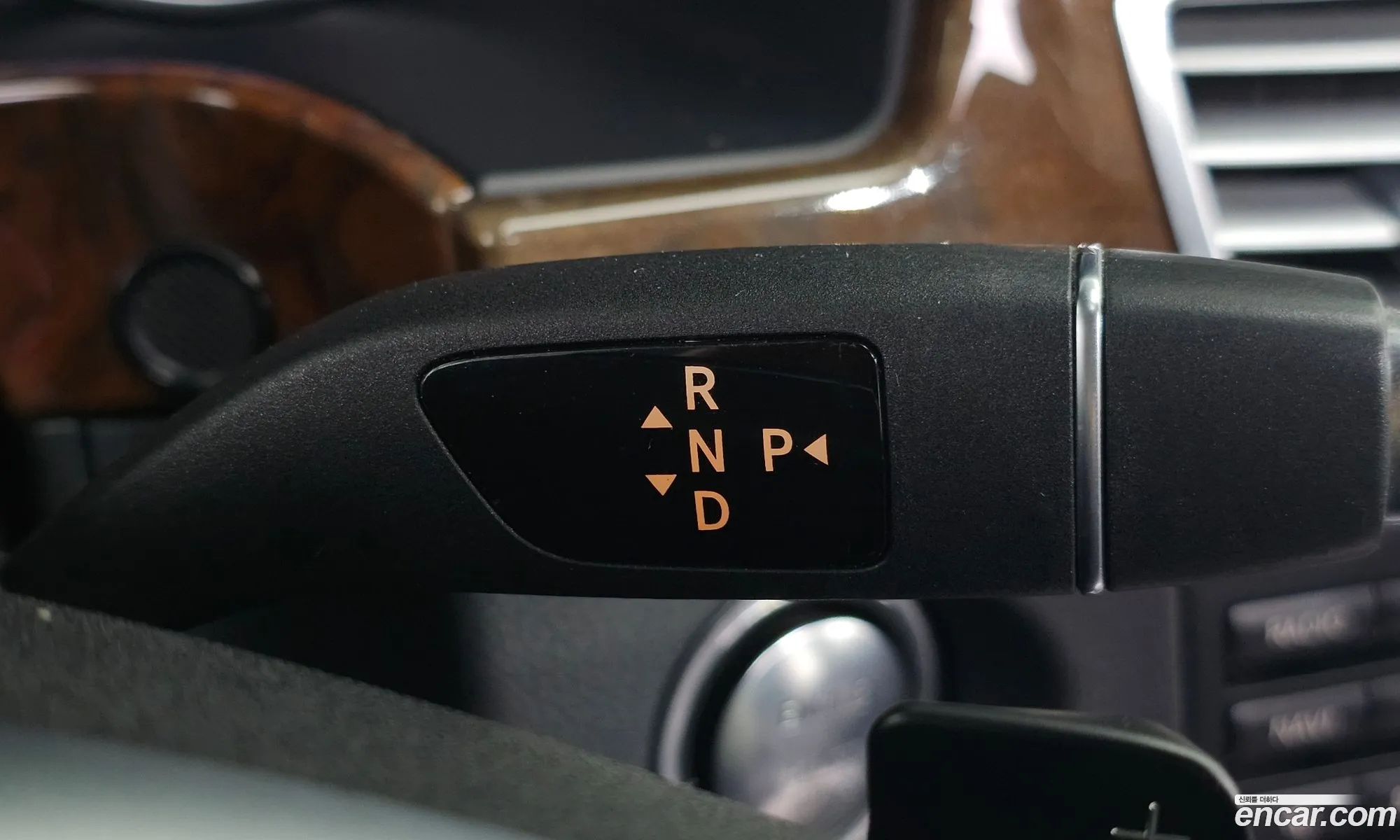 Mercedes-Benz E-Class W212 2013 WDDHF5FB5EA843397 — 8