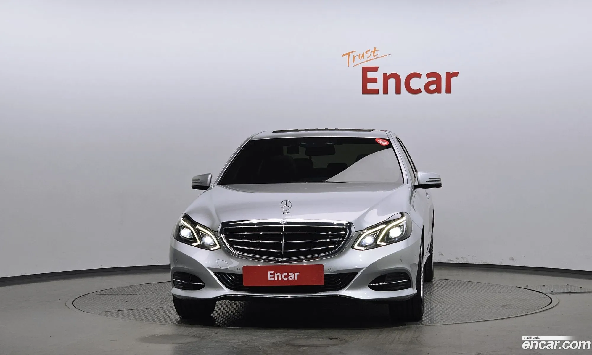 Mercedes-Benz E-Class W212 2013 WDDHF5FB5EA843397 — 16