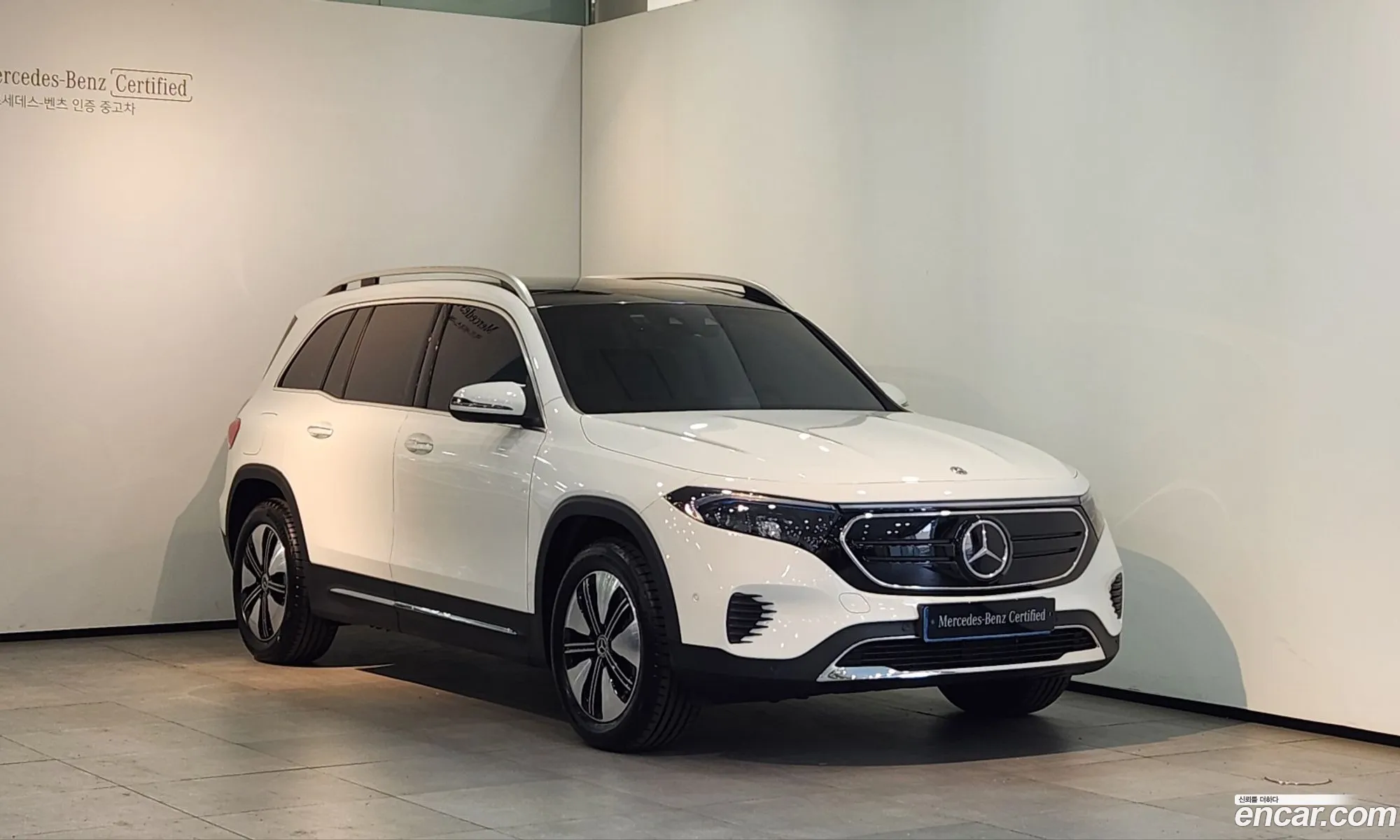 Mercedes-Benz EQB X243 2025 — 15