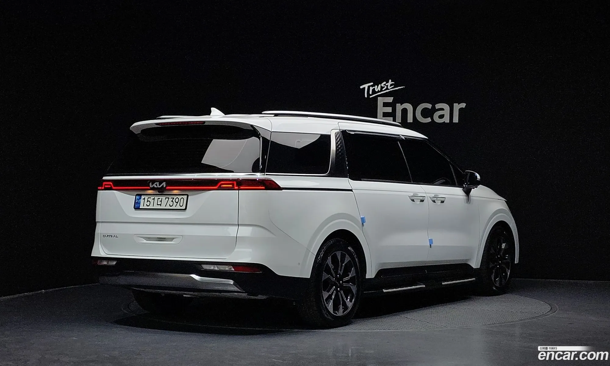 Kia Carnival 2023 — 19