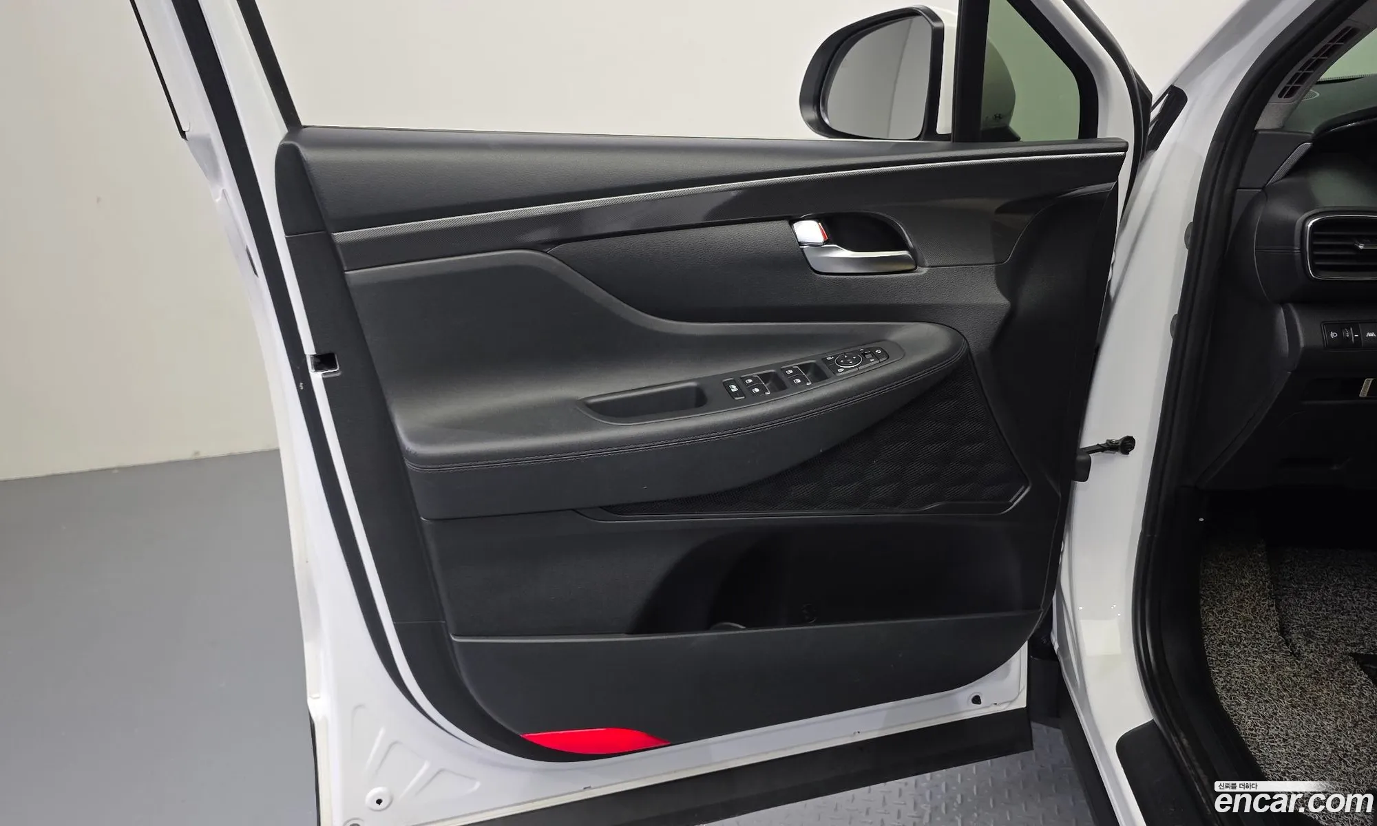 Hyundai Santa Fe 2022 — 28