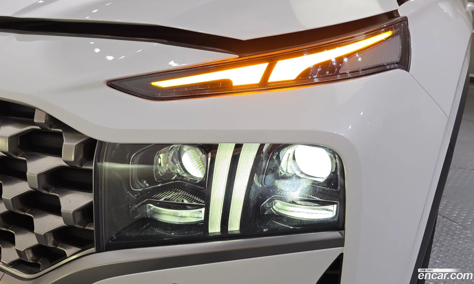 Hyundai Santa Fe 2022 — 25