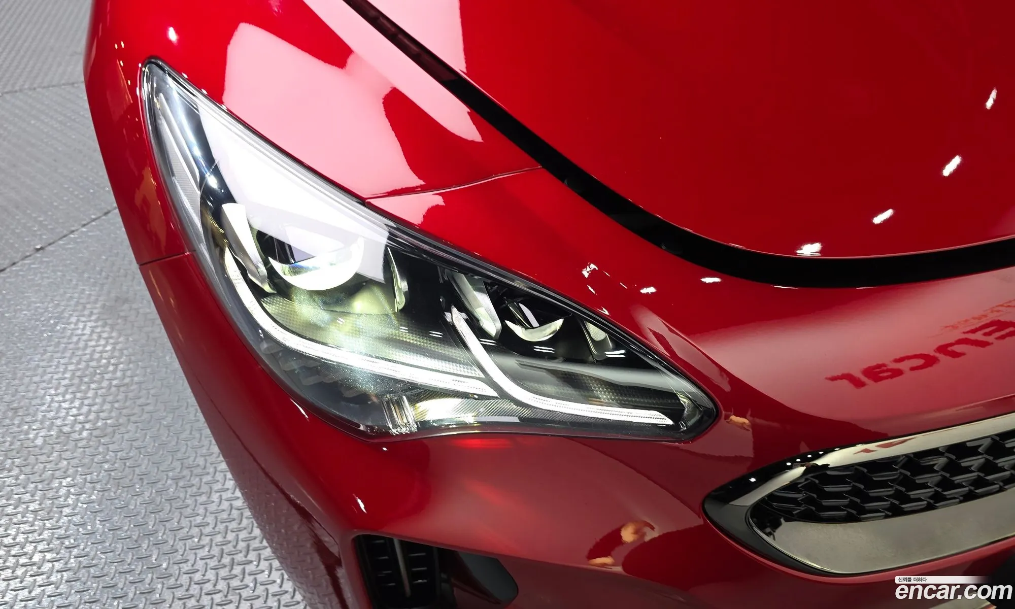 Kia Stinger Meister 2023 — 29