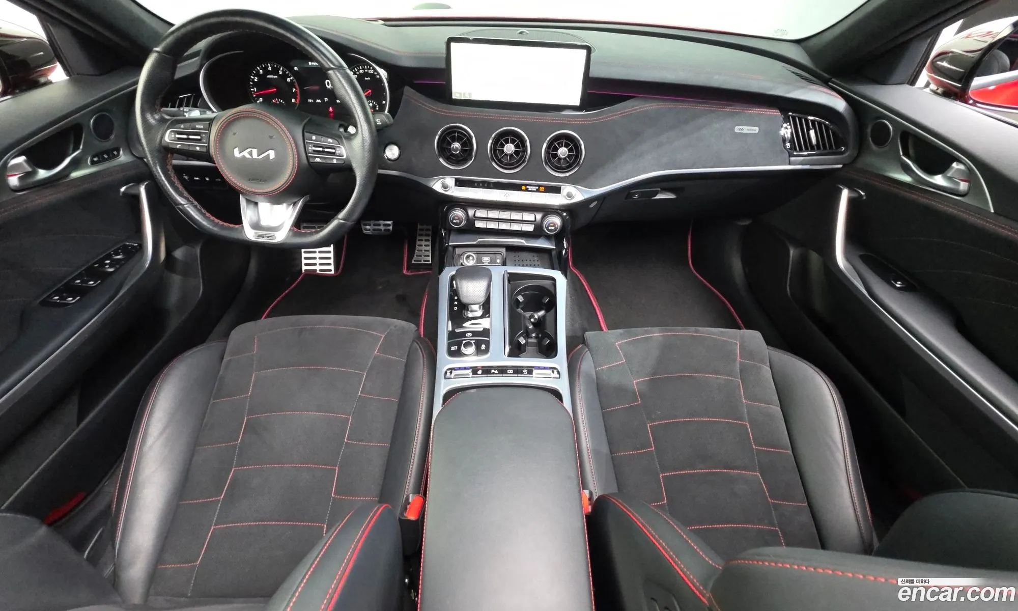 Kia Stinger Meister 2023 — 2