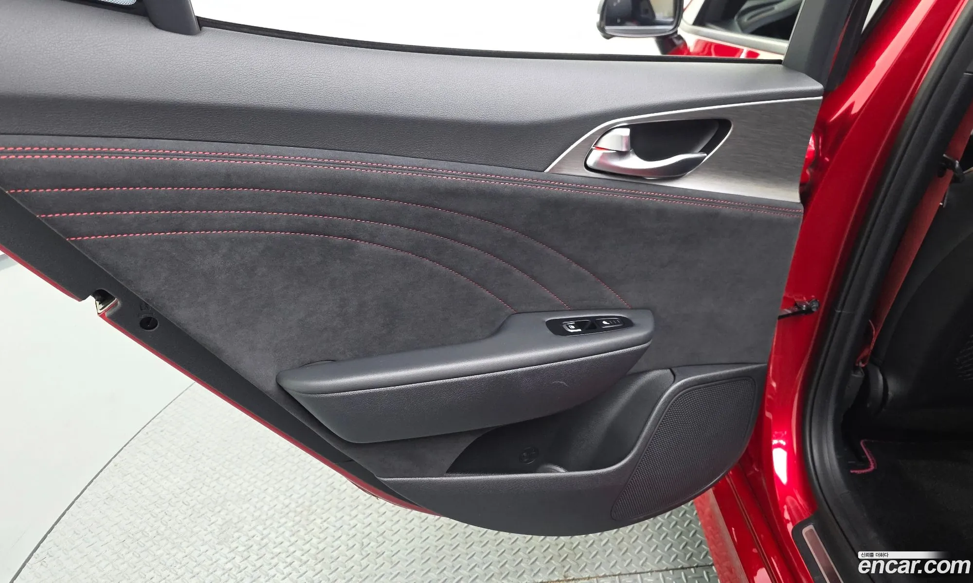 Kia Stinger Meister 2023 — 28