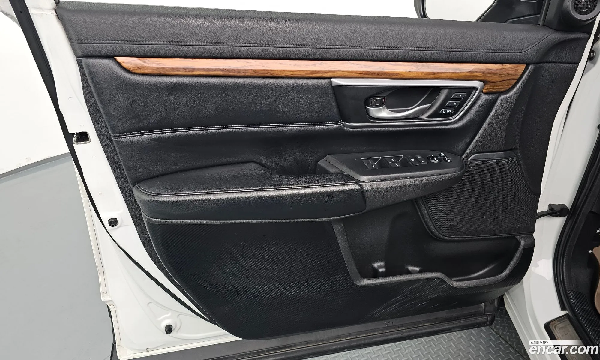 Honda CR-V 2017 5J6RW2890HL522120 — 34