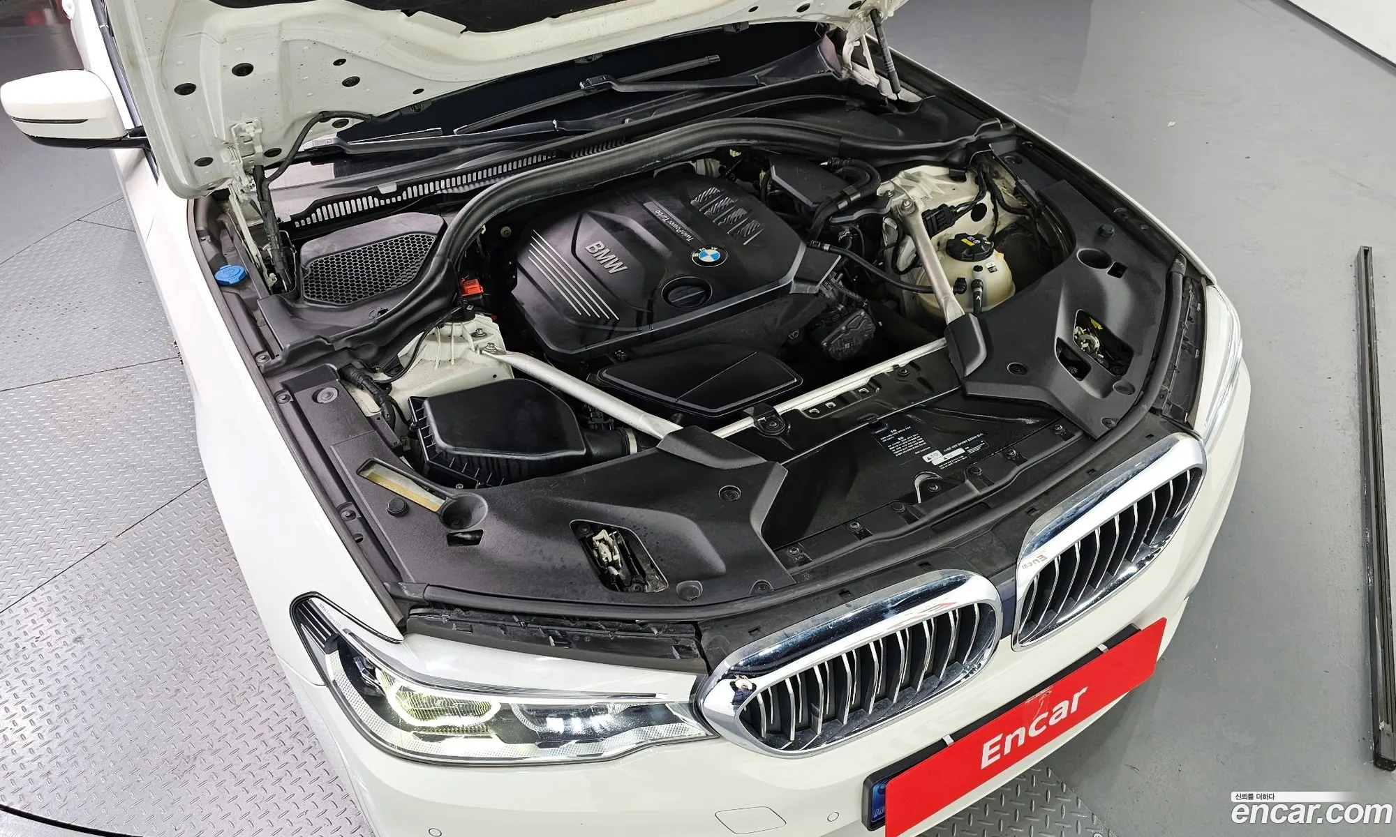 BMW 5 Series 2018 WBAJC3105JWC95364 — 6