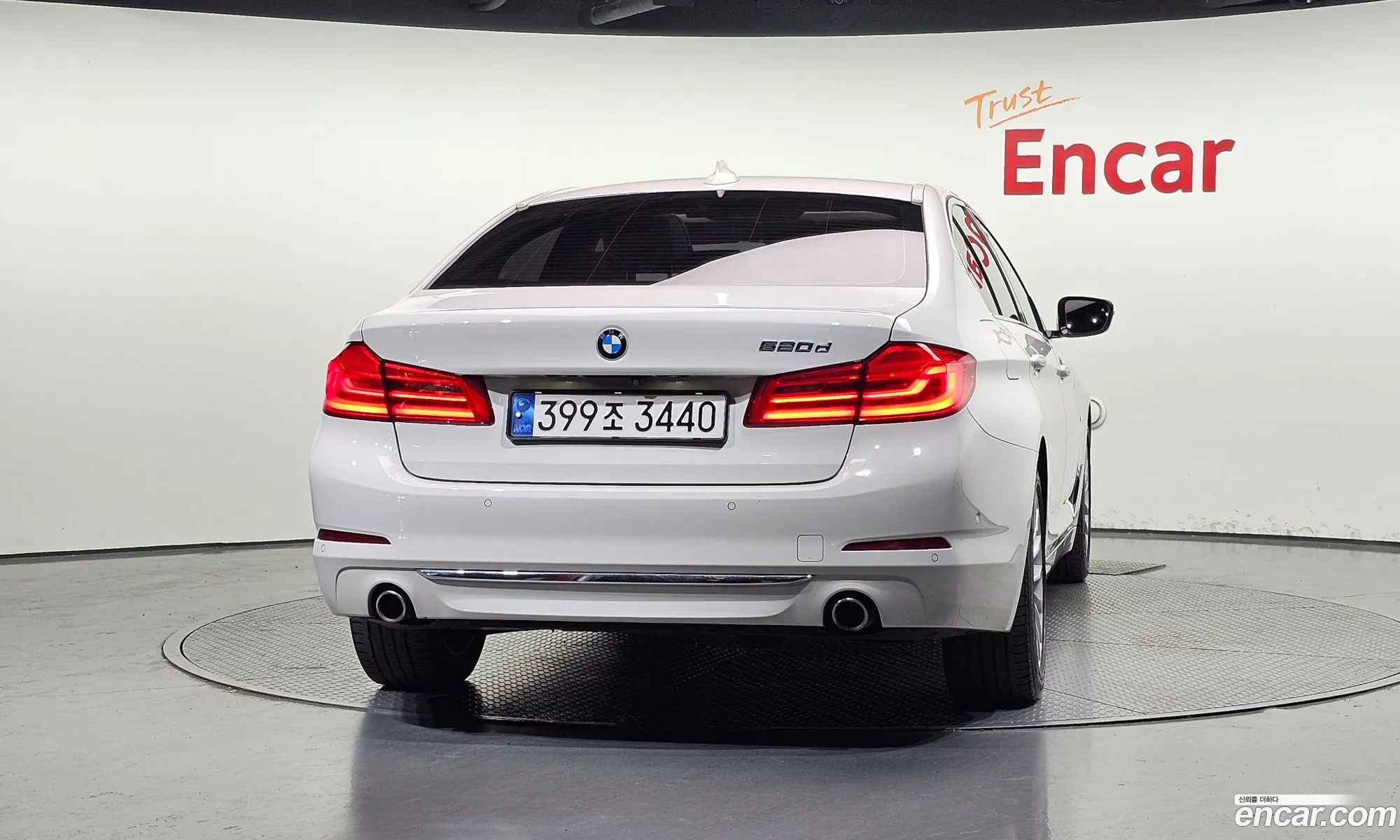 BMW 5 Series 2018 WBAJC3105JWC95364 — 14