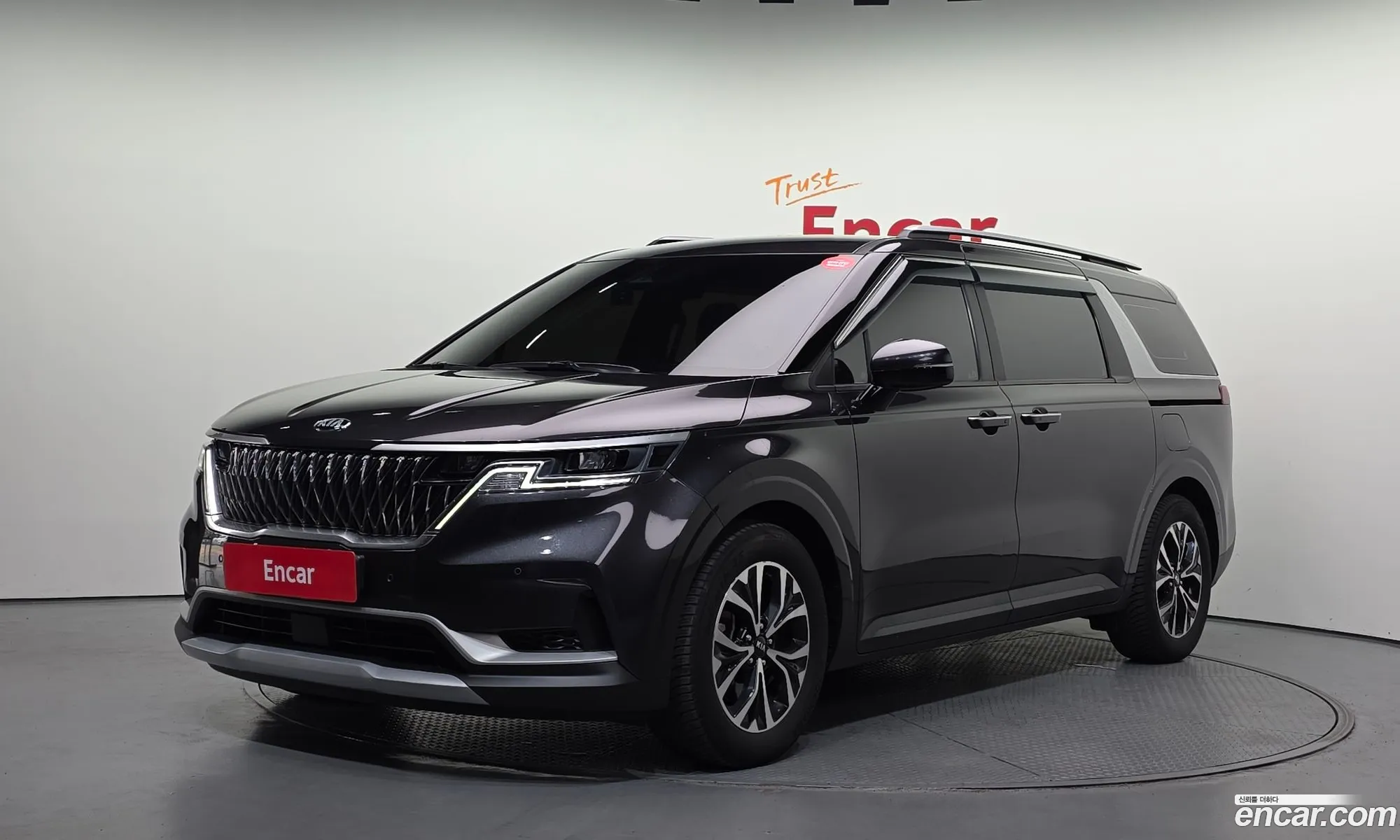 Kia Carnival 2020 — 2
