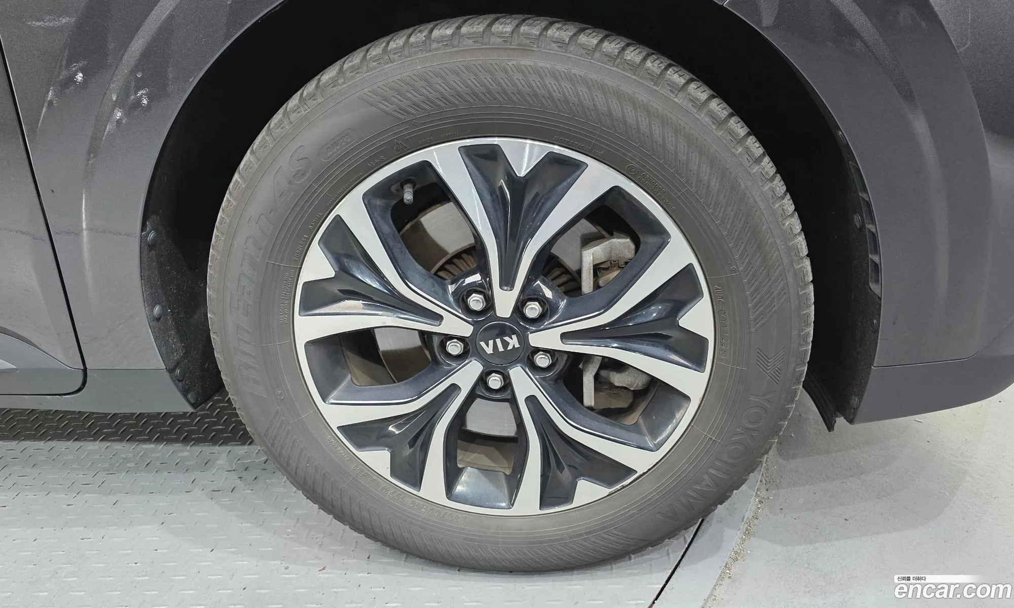 Kia Carnival 2020 — 29