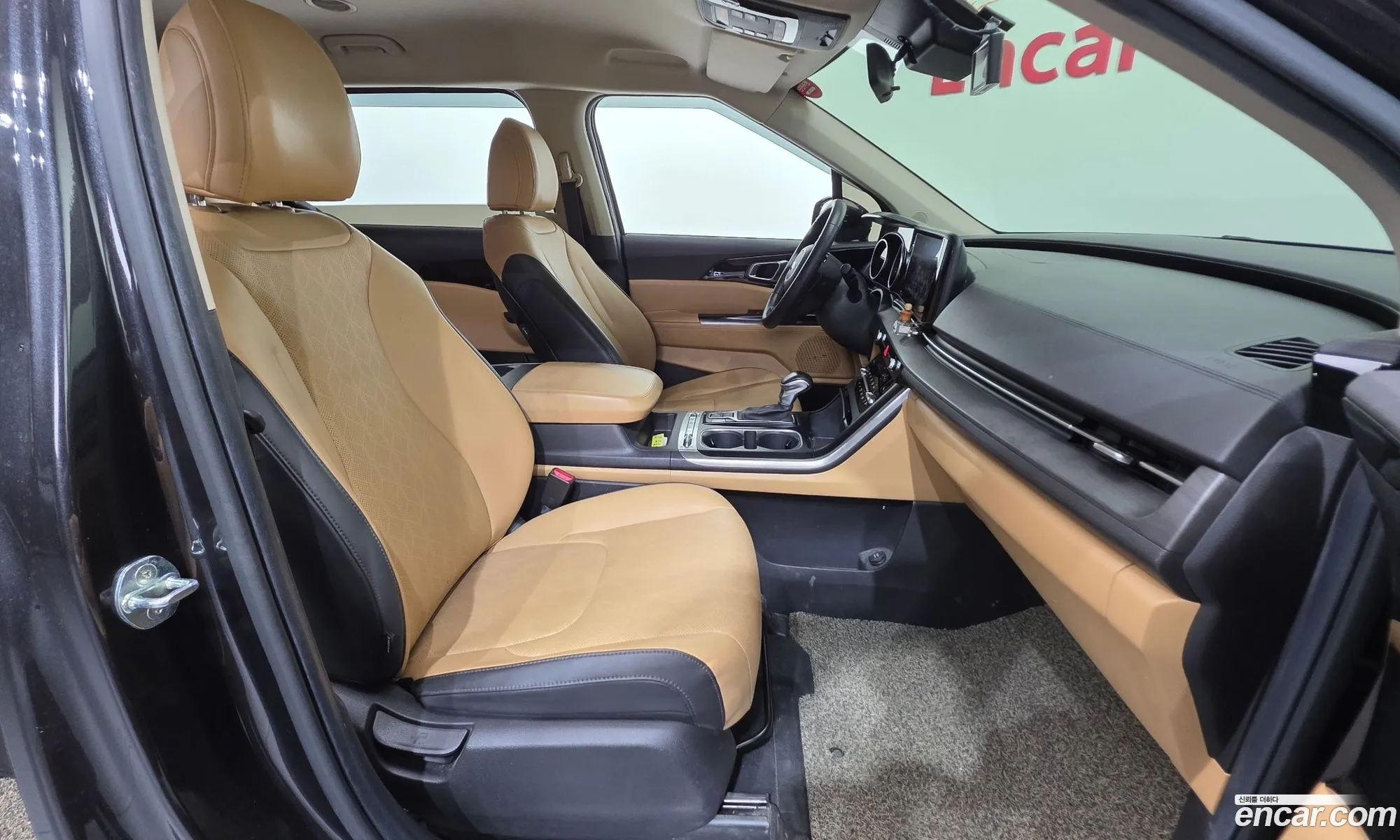 Kia Carnival 2020 — 3