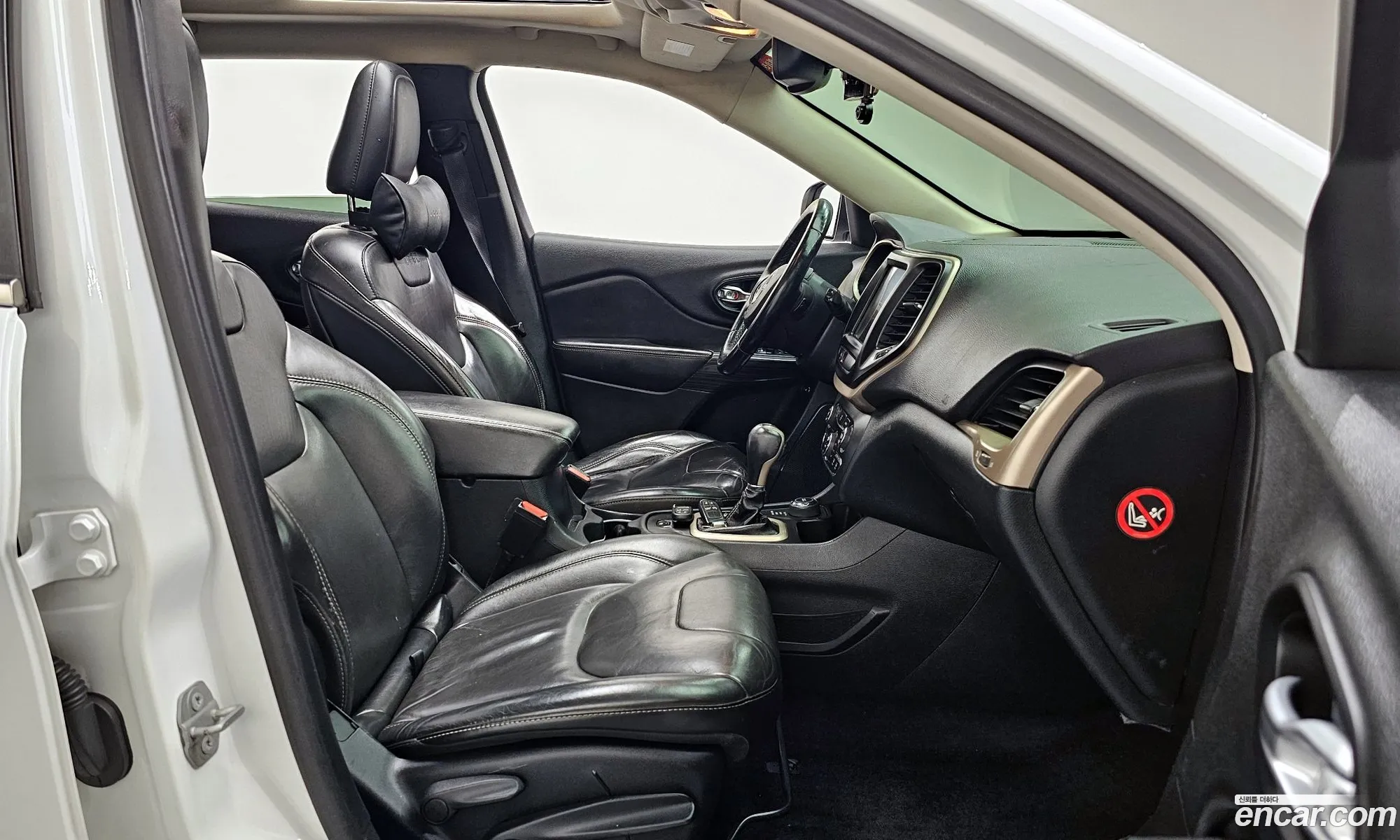 Jeep Cherokee 2015 — 16