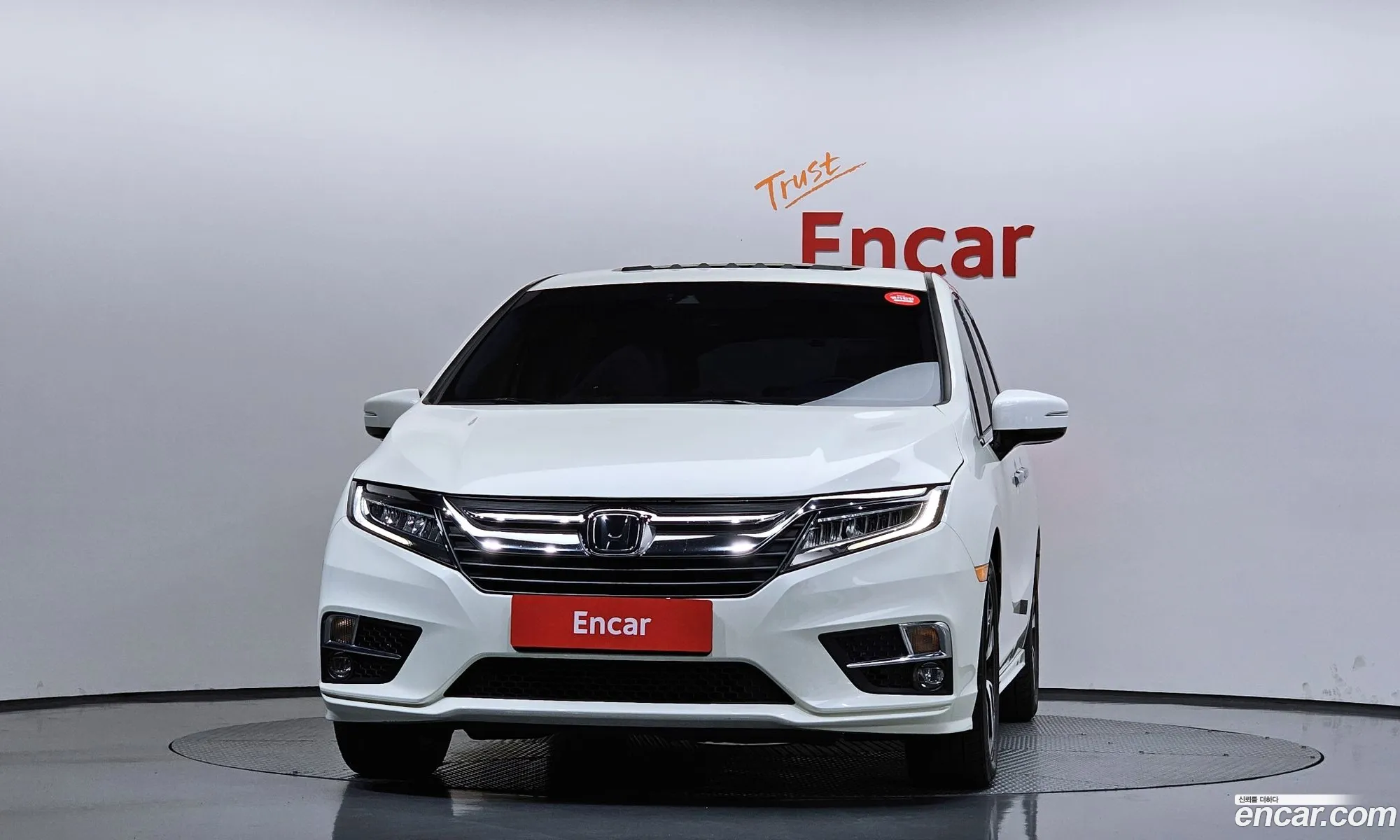 Honda Odyssey 2018 5KBRL6880JB600645 — 2
