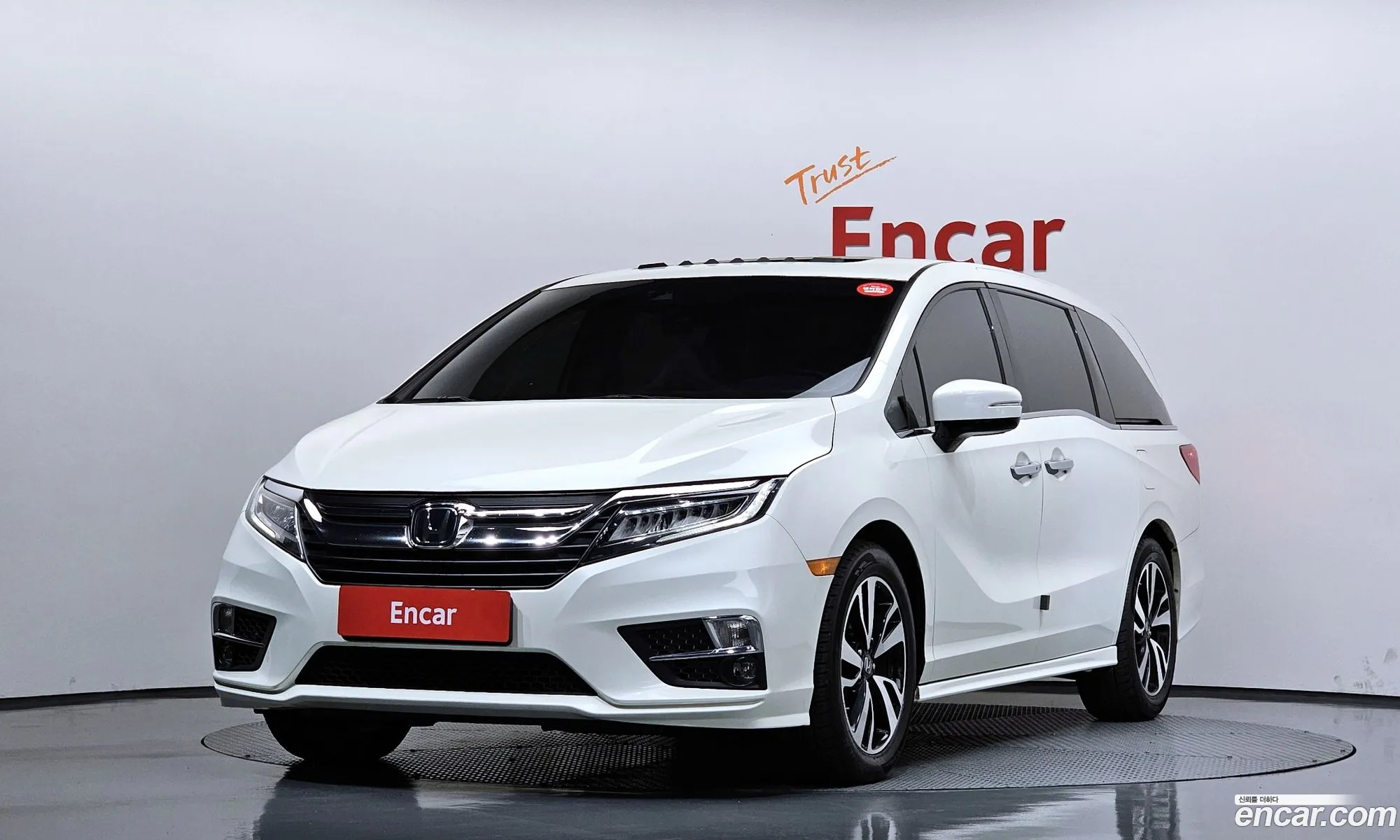 Honda Odyssey 2018 5KBRL6880JB600645 — 23