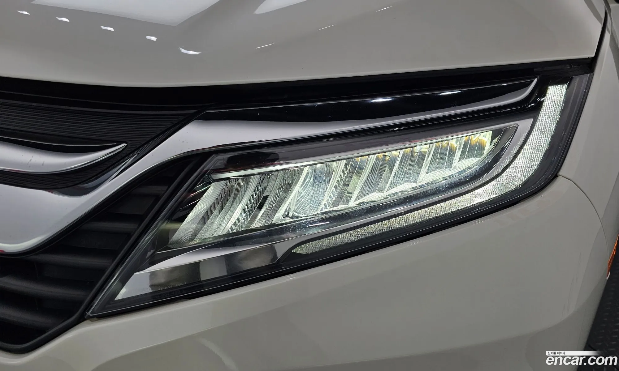 Honda Odyssey 2018 5KBRL6880JB600645 — 8