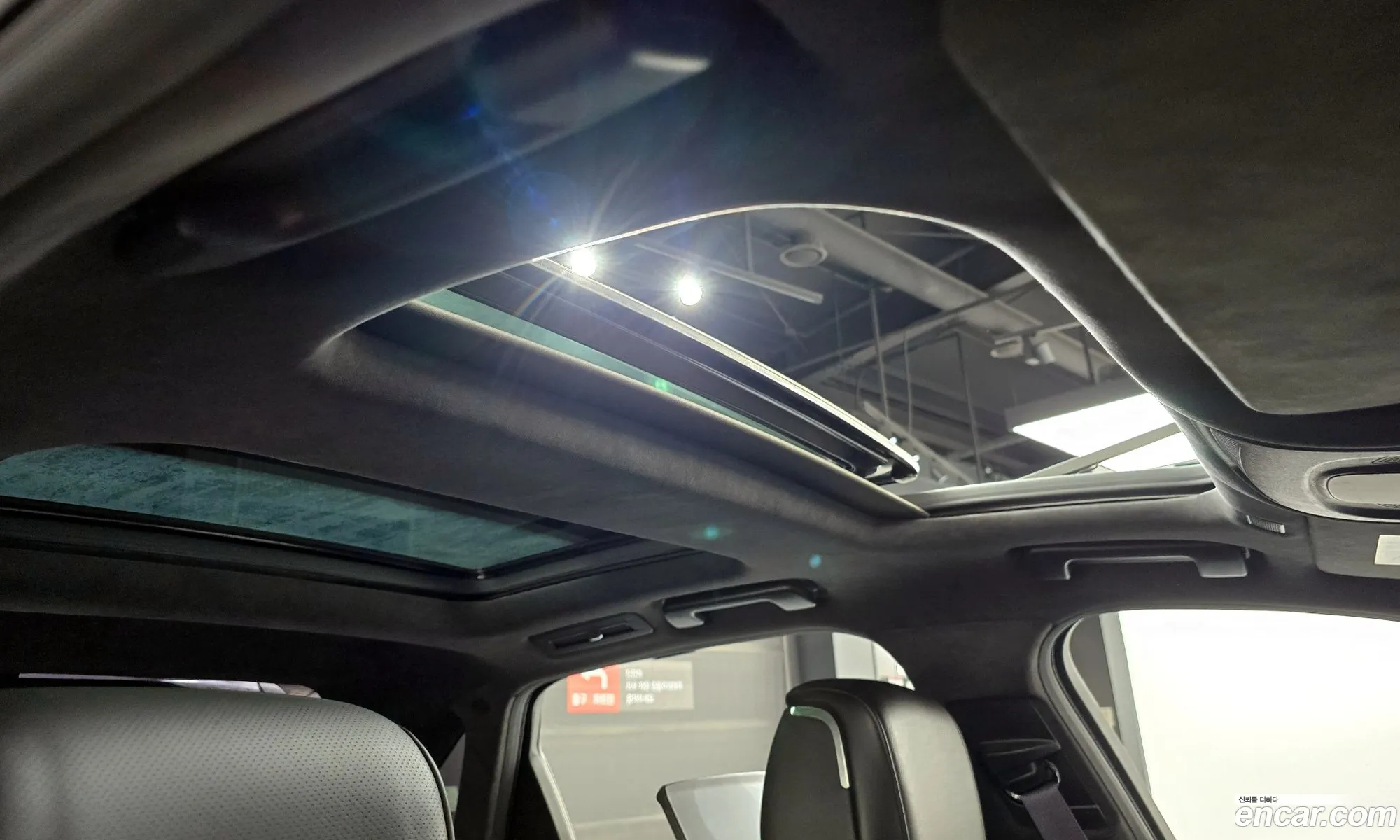 Cadillac CT6 2016 1G6K95RSXHU123683 — 16