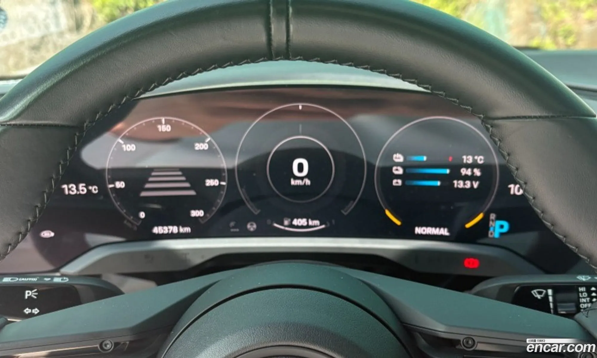 Porsche Taycan 2023 — 16