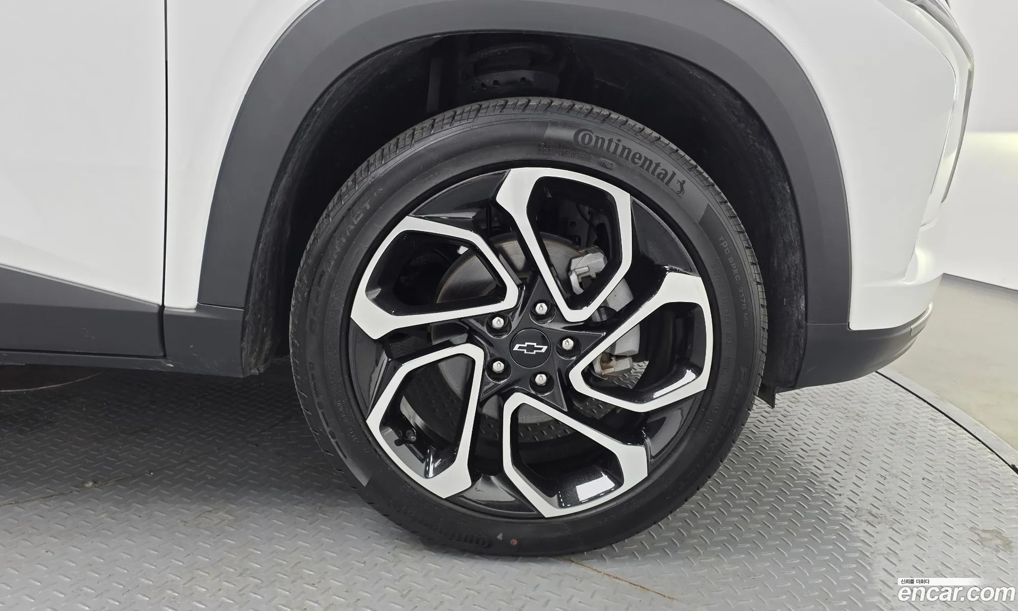 Chevrolet (GM Daewoo) Trax Crossover 2023 — 6