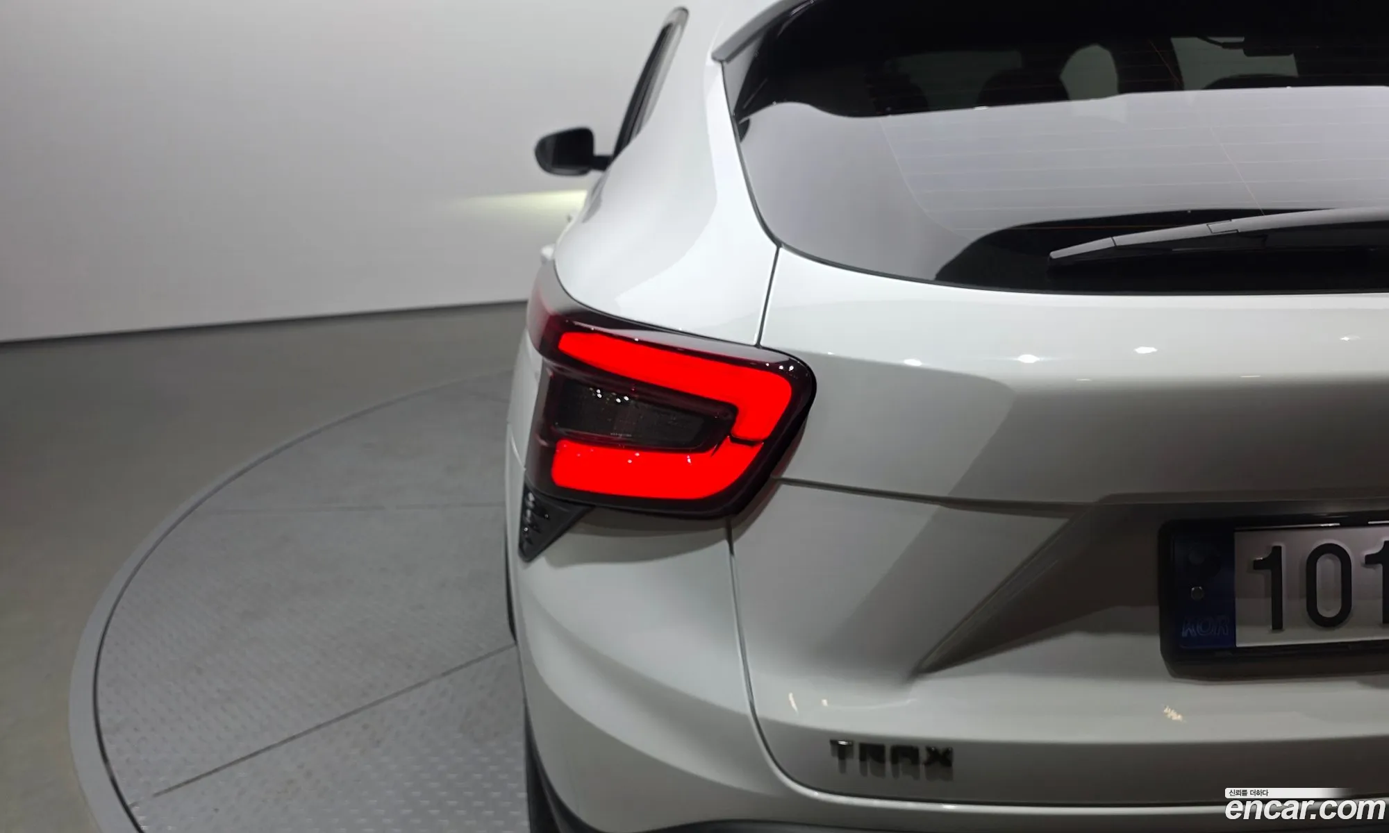 Chevrolet (GM Daewoo) Trax Crossover 2023 — 32