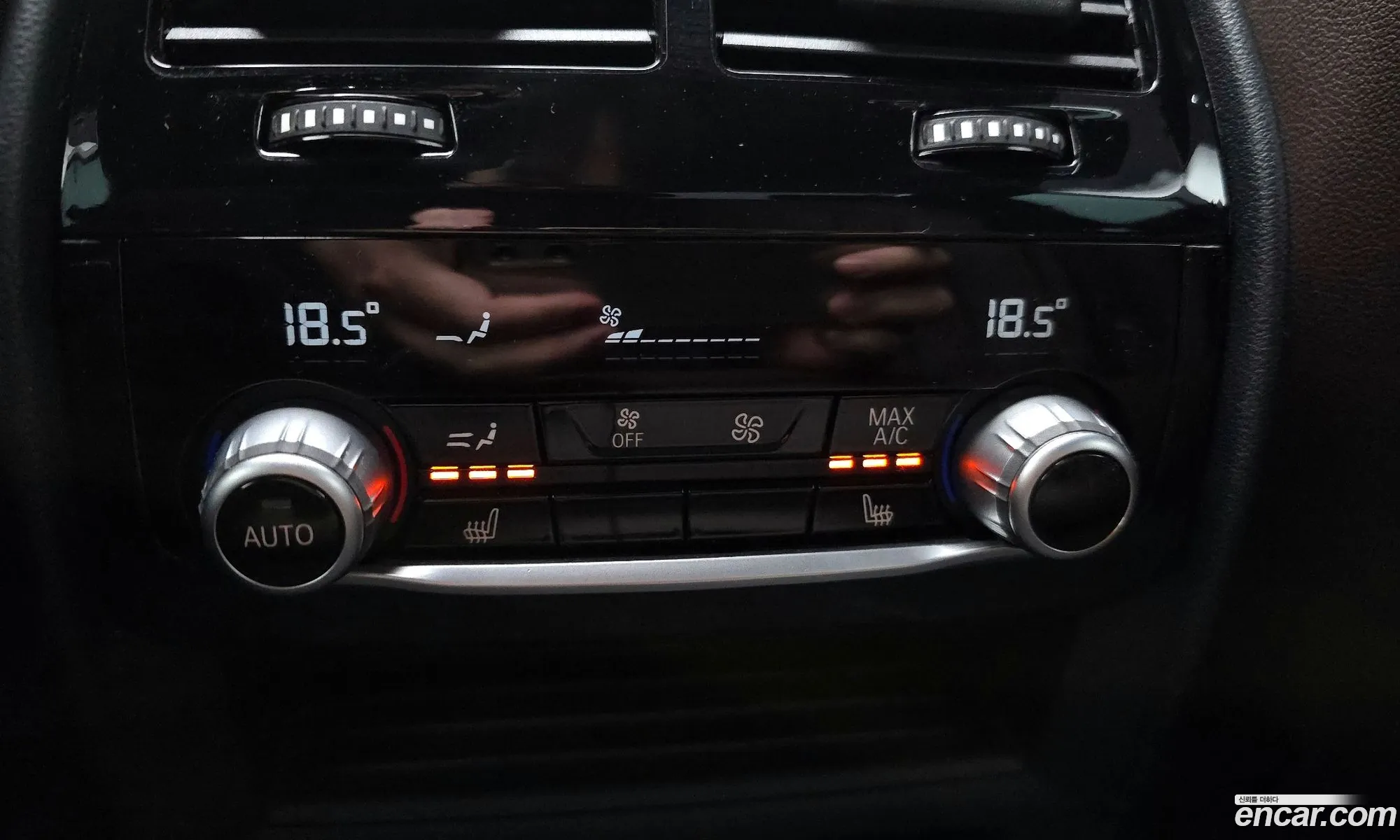 BMW 5 Series 2018 WBAJD3105JB316473 — 27