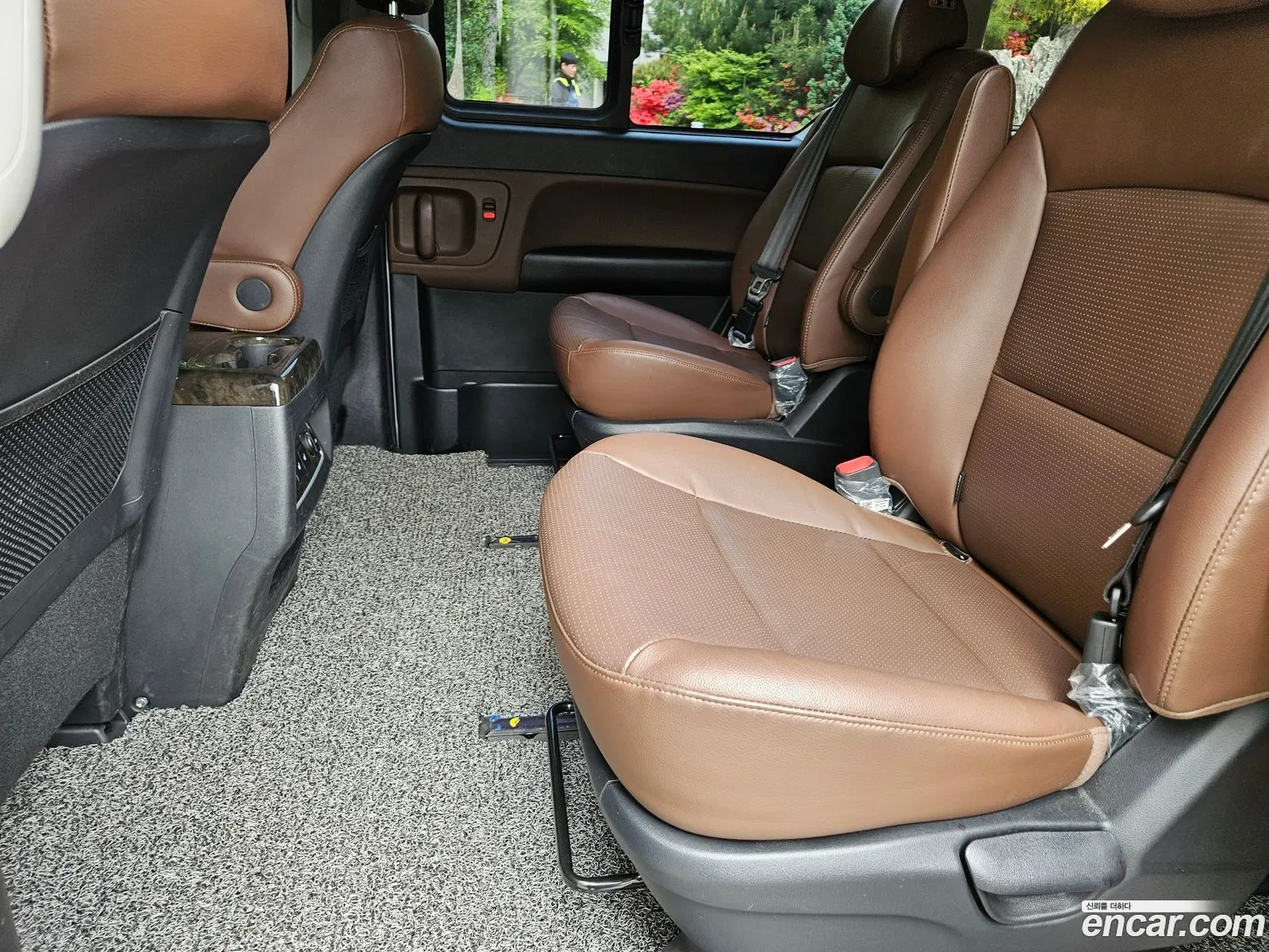 Hyundai Grand Starex 2019 — 13