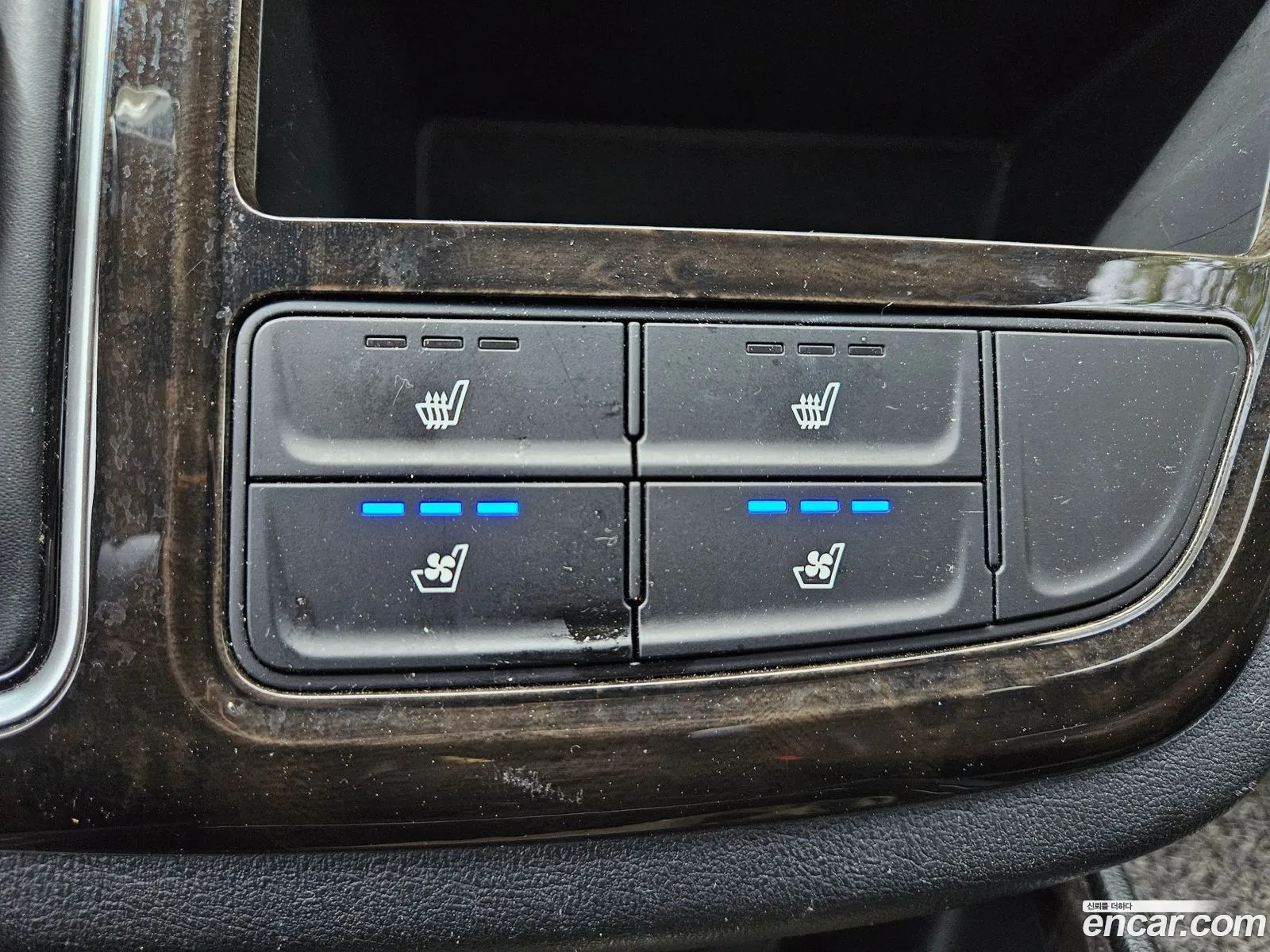 Hyundai Grand Starex 2019 — 20