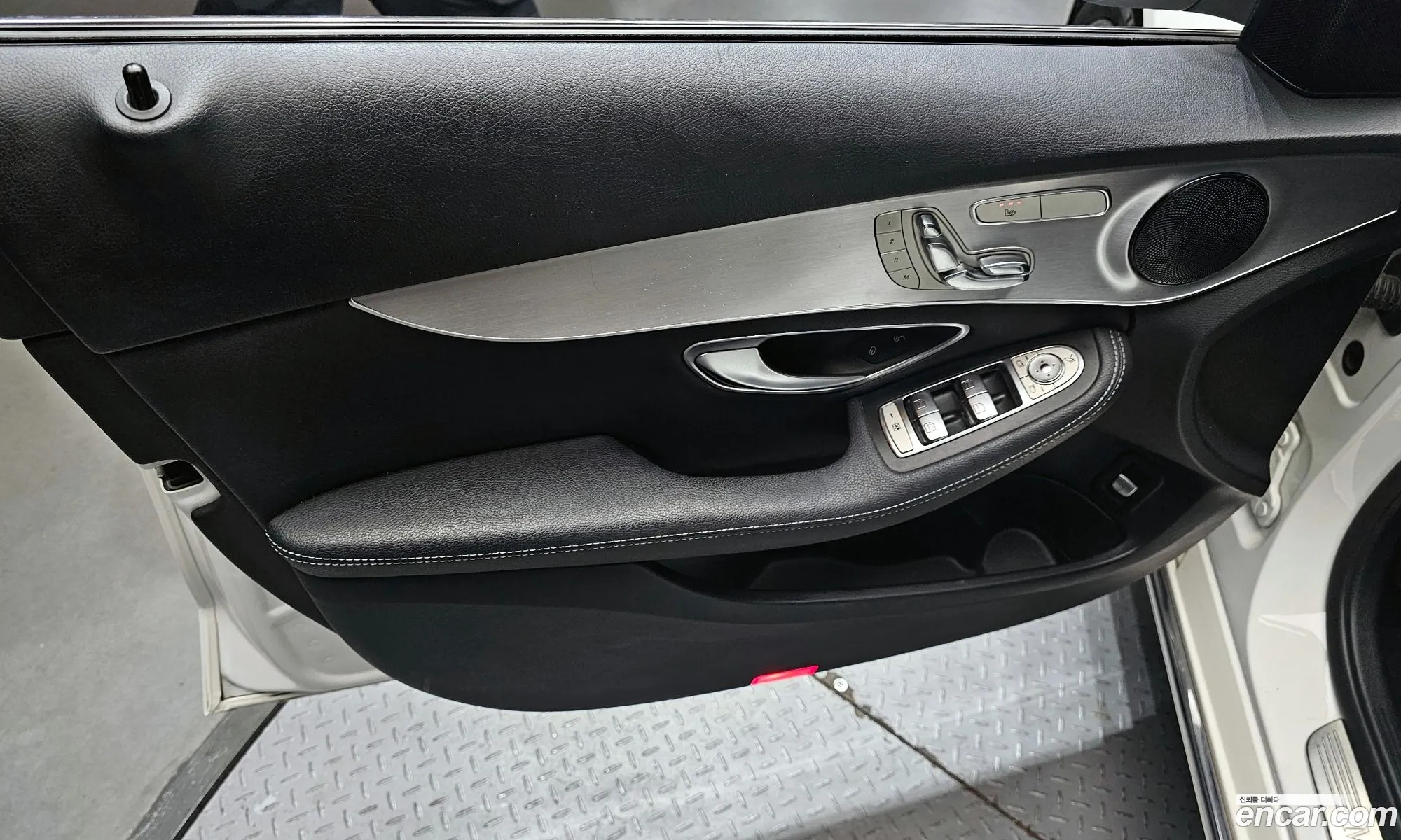 Mercedes-Benz C-Class W205 2018 — 14