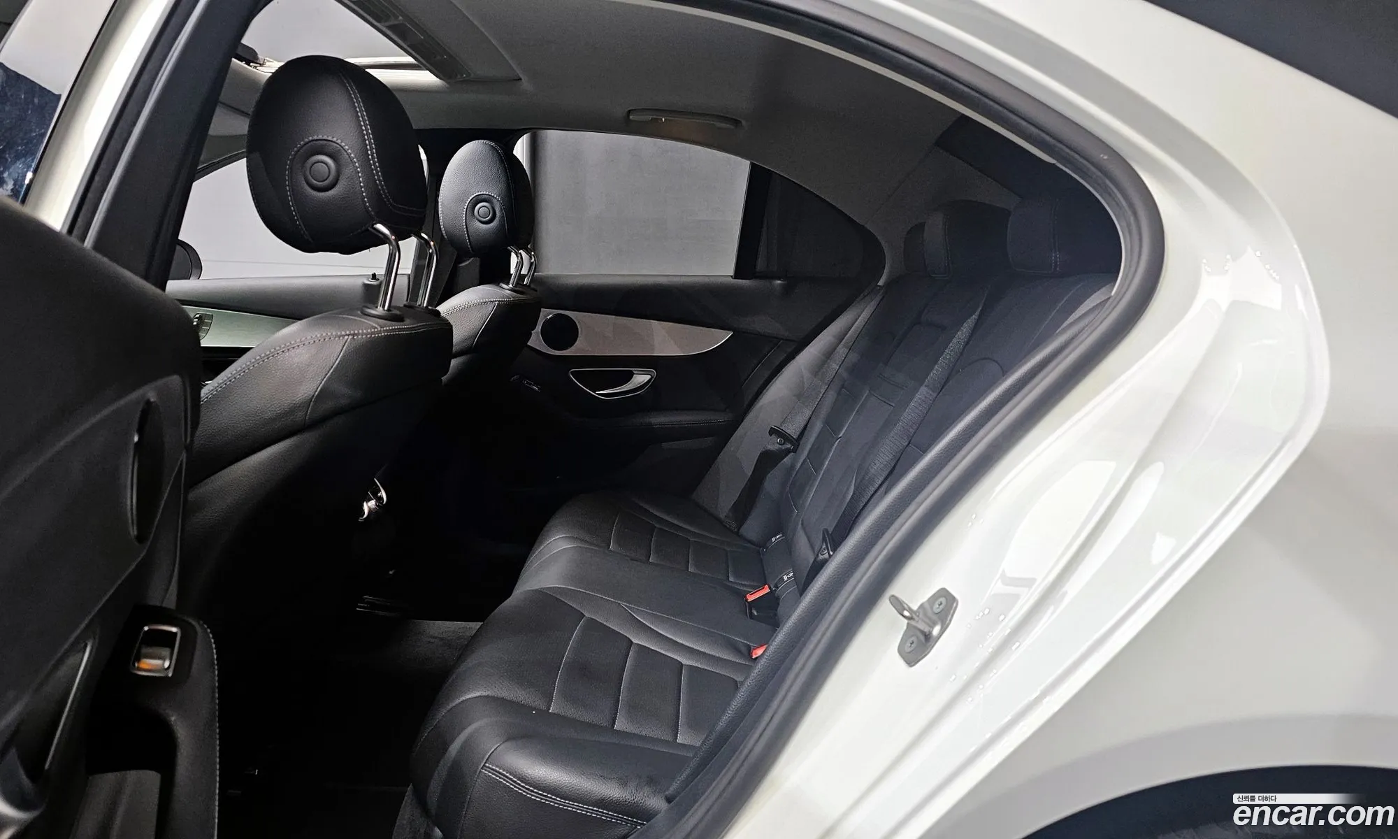 Mercedes-Benz C-Class W205 2018 — 27