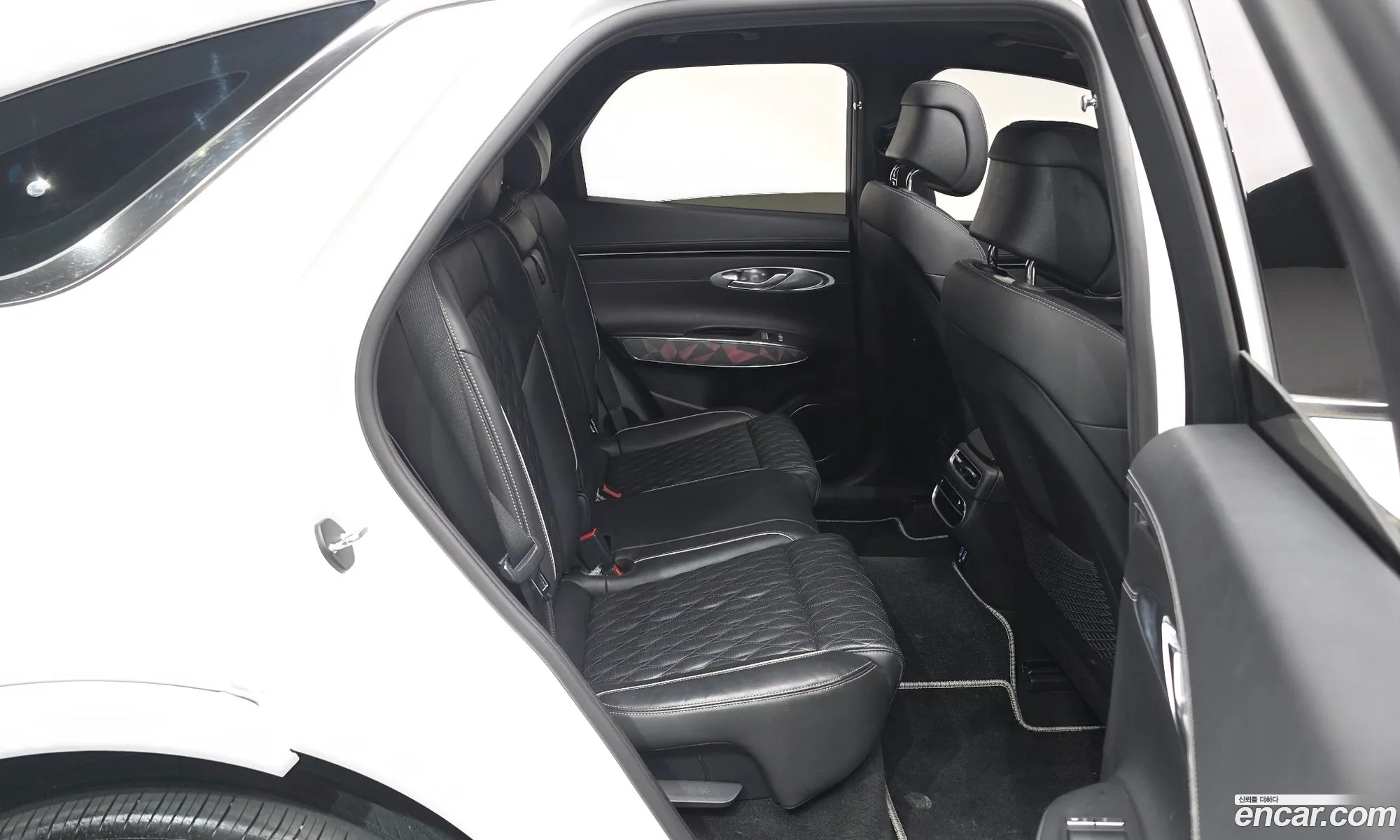 Genesis GV70 2021 — 6