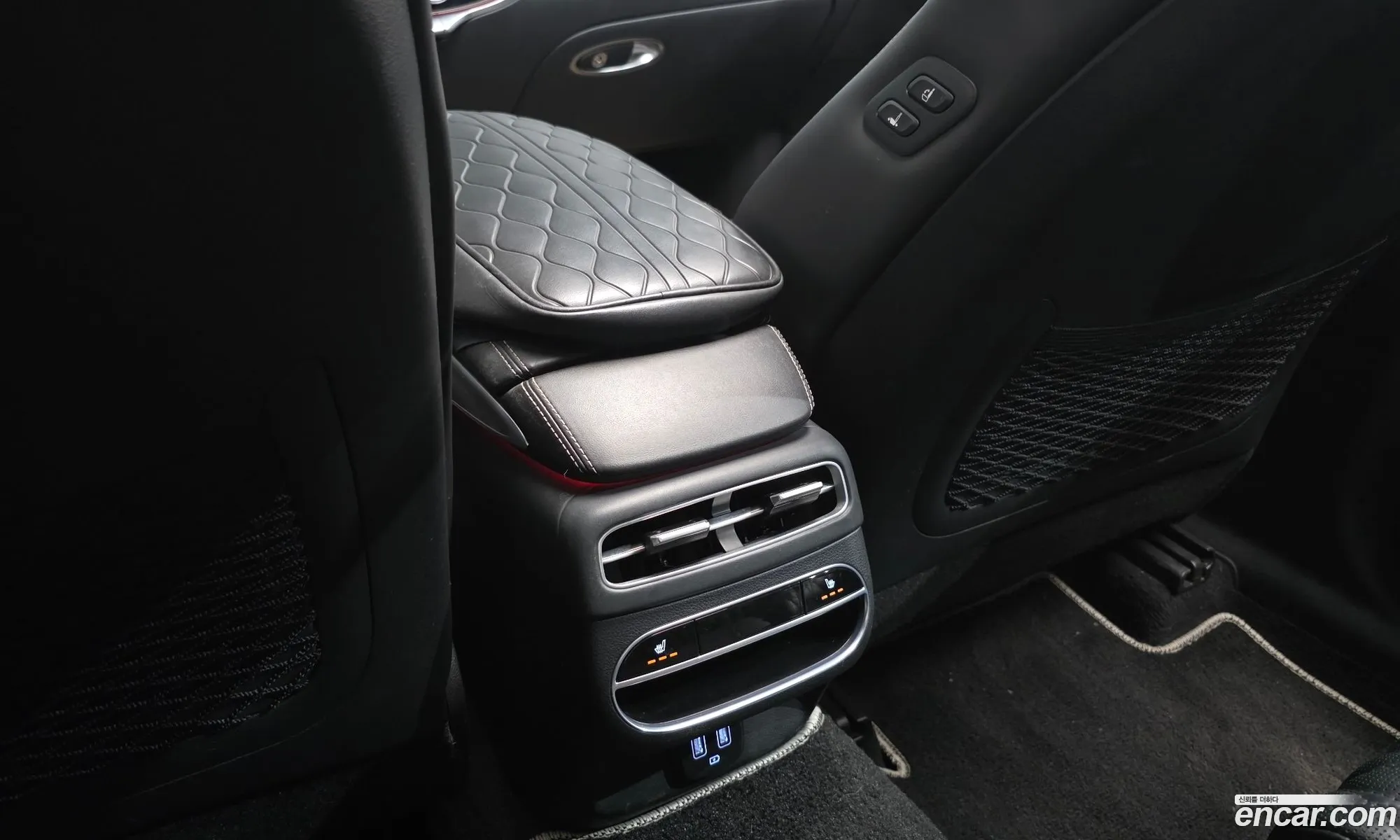 Genesis GV70 2021 — 19