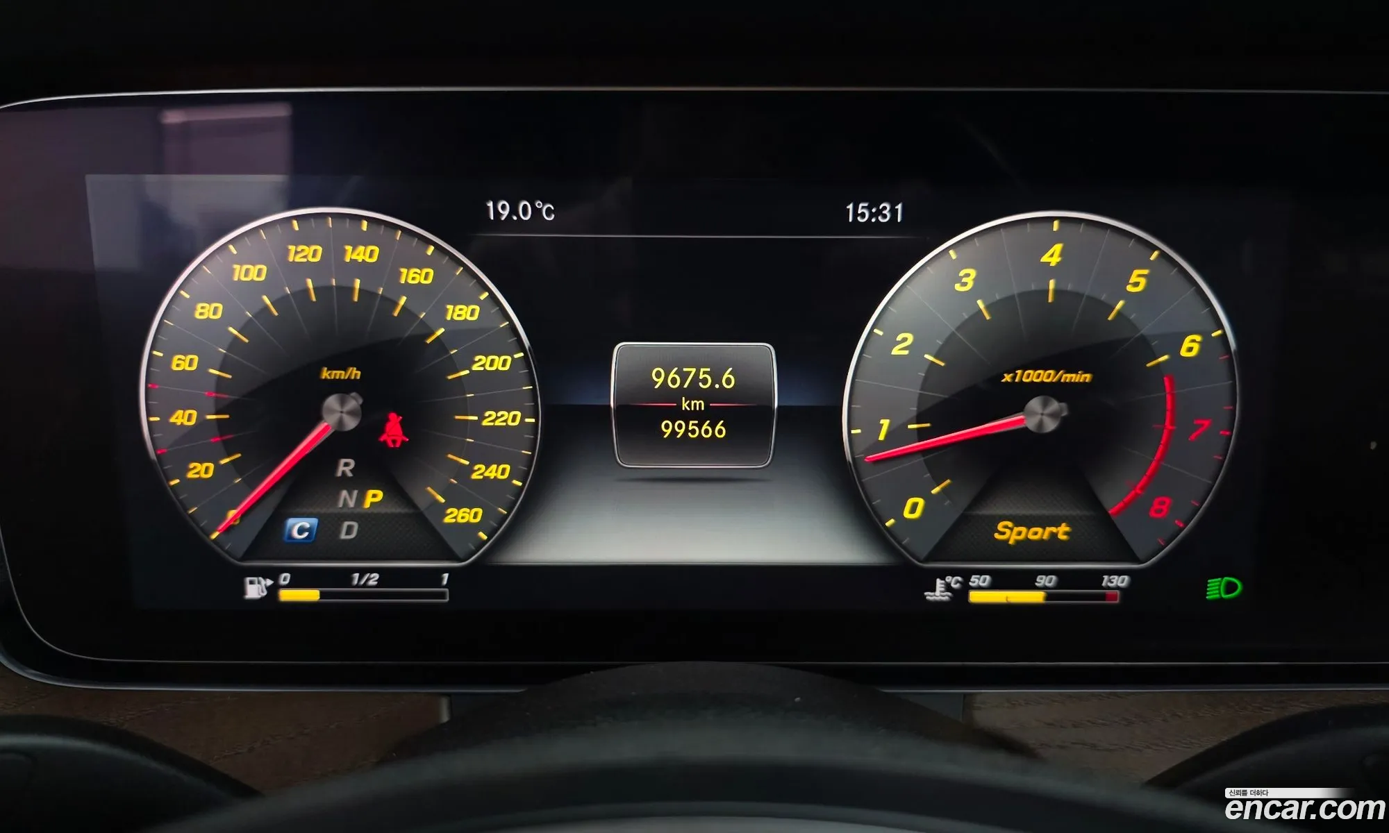 Mercedes-Benz E-Class W213 2018 — 11