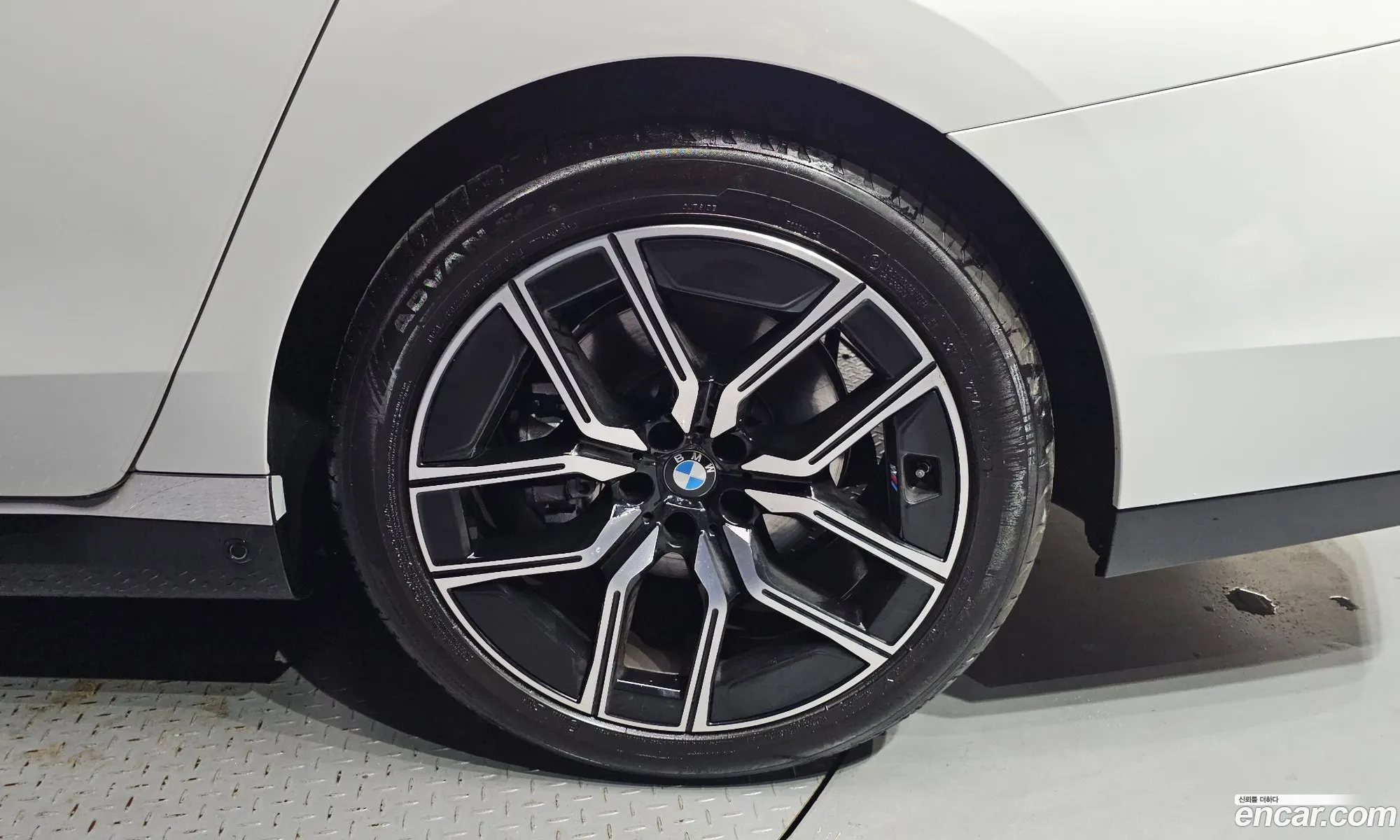 BMW 7 Series 2025 WBA21EJ05SCU45740 — 15