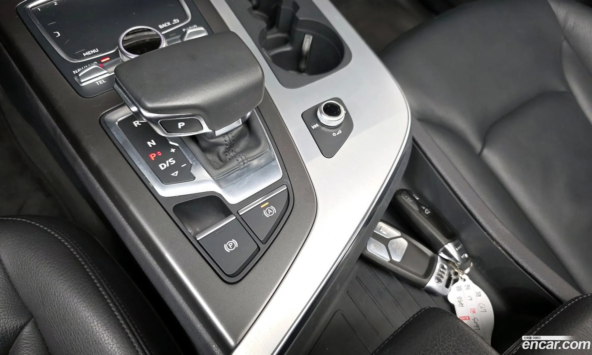 Audi Q7 2019 WAUZZZ4M5KD042719 — 4