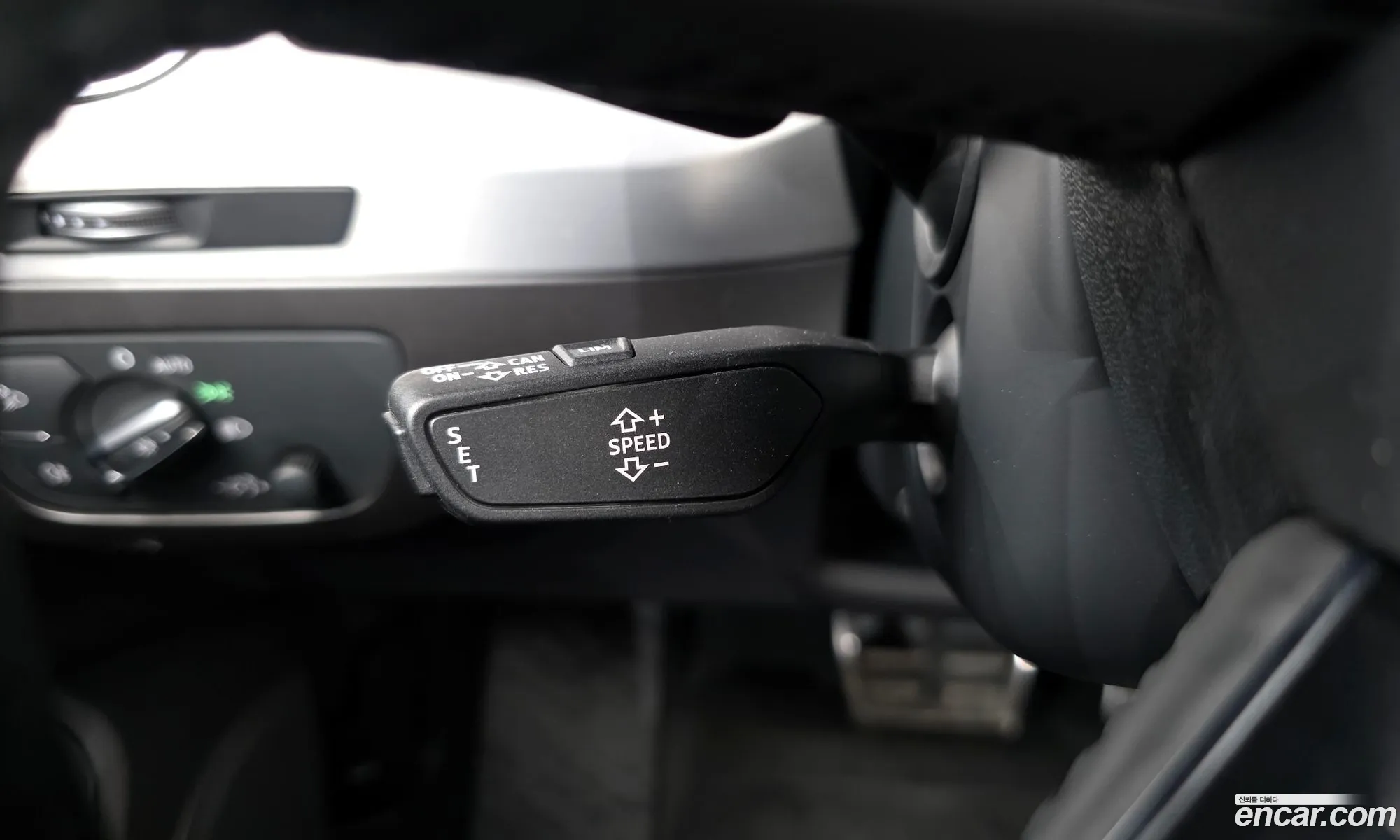 Audi Q7 2019 WAUZZZ4M5KD042719 — 15