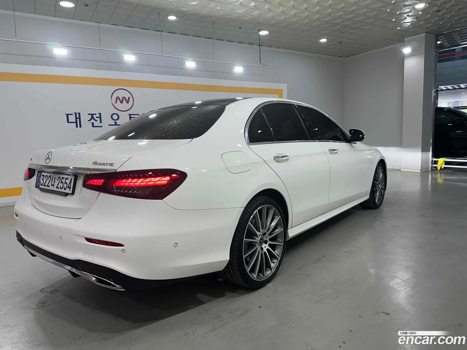 Mercedes-Benz E-Class W213 2021 — 10