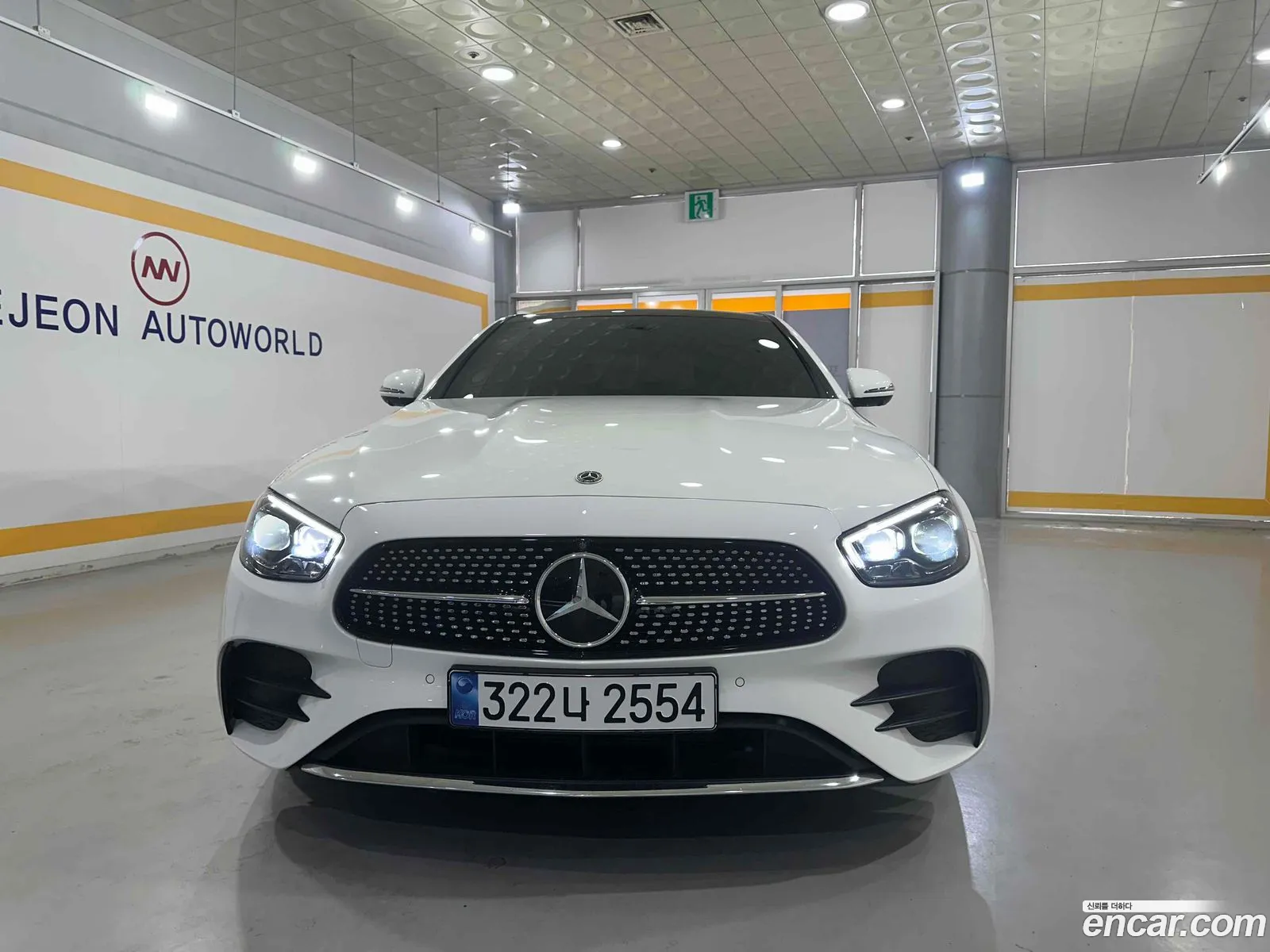 Mercedes-Benz E-Class W213 2021 — 12