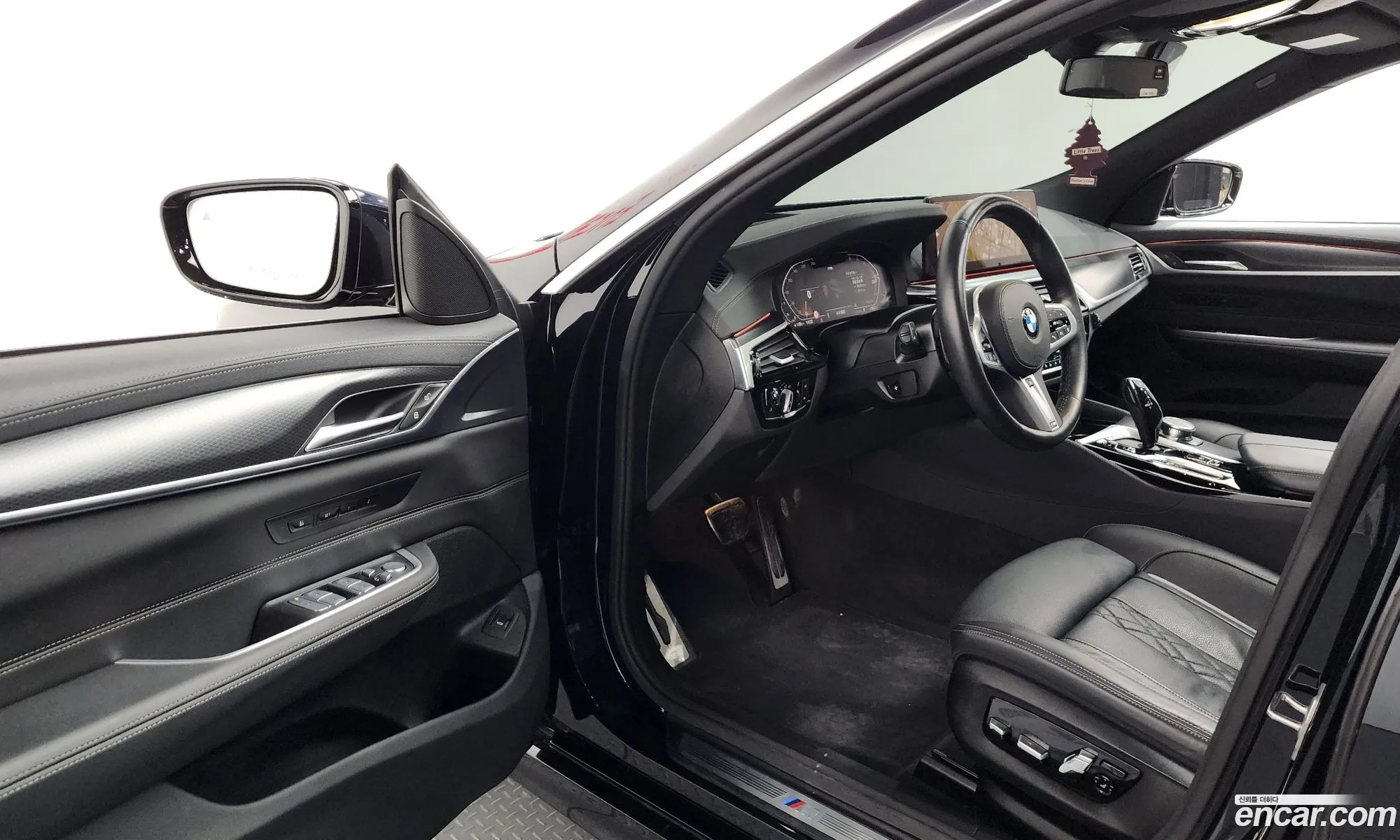 BMW 6 Series GT 2023 — 29