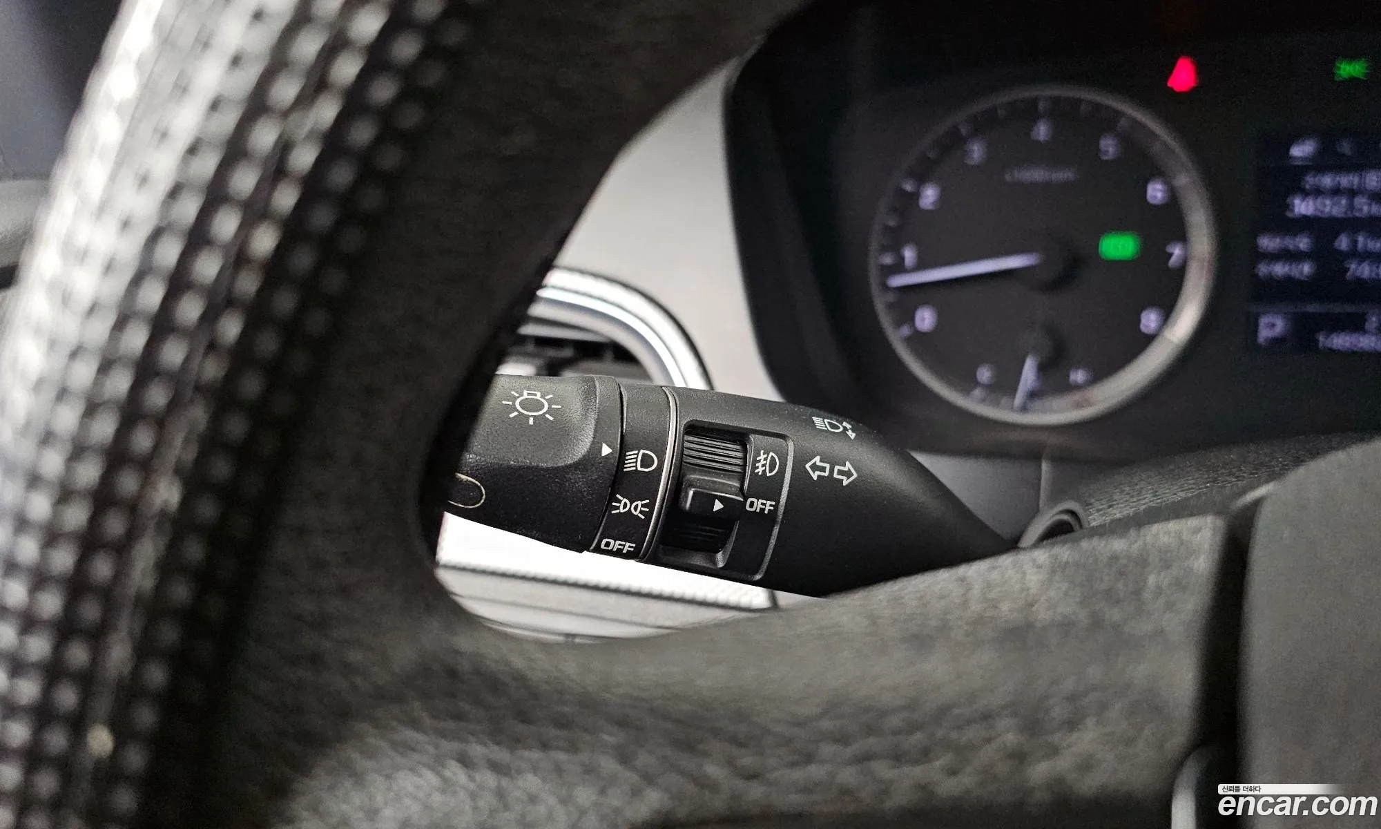Hyundai LF Sonata 2014 — 31