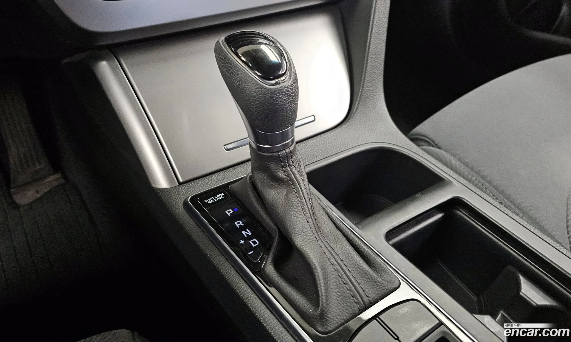 Hyundai LF Sonata 2014 — 15